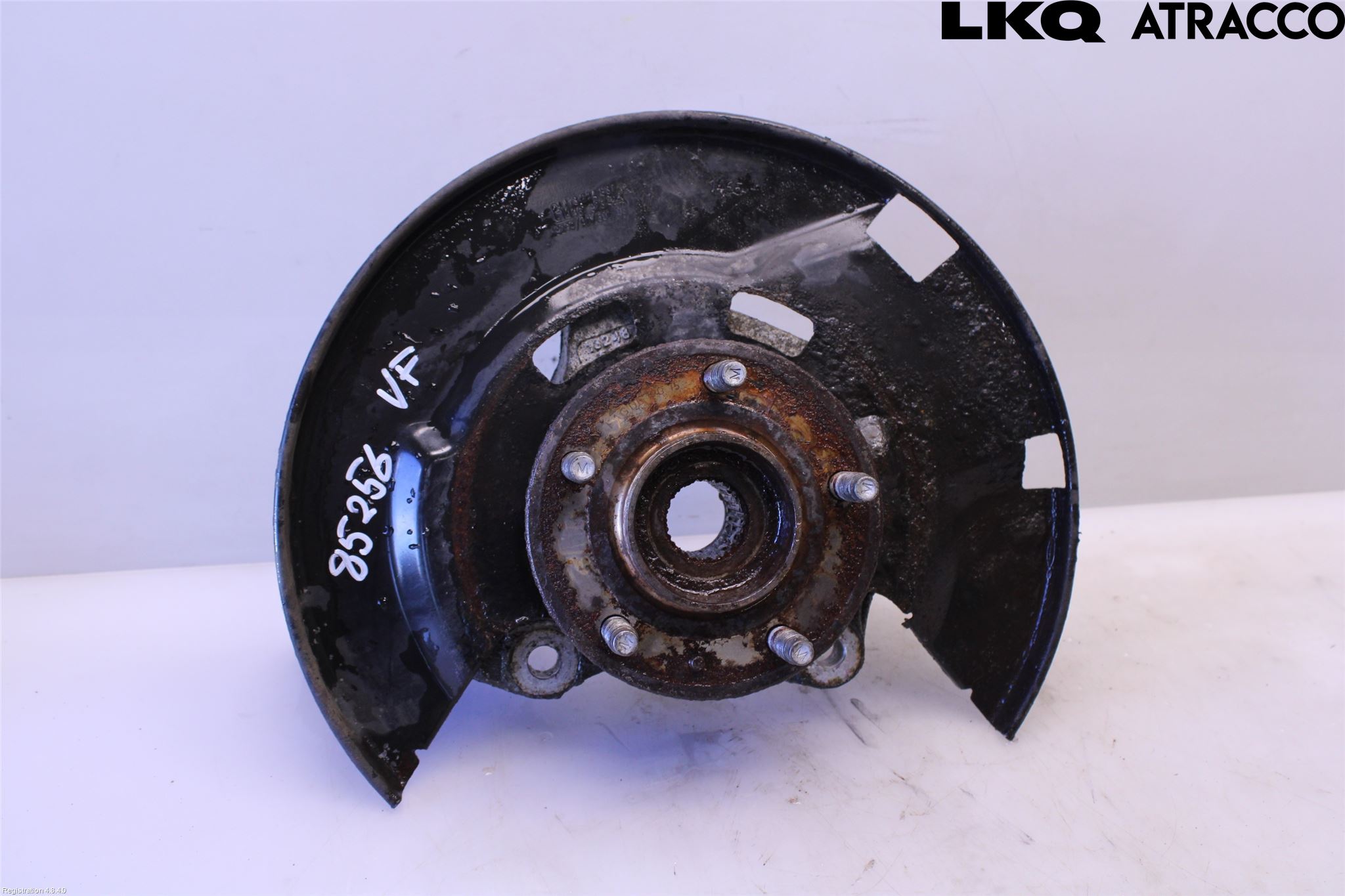 Opel ZAFIRA C 12-19 Spindel Vf