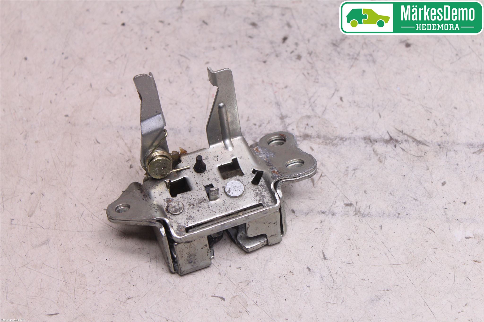Toyota YARIS P1 99-03 Bakluke-Lokk Låsekasse