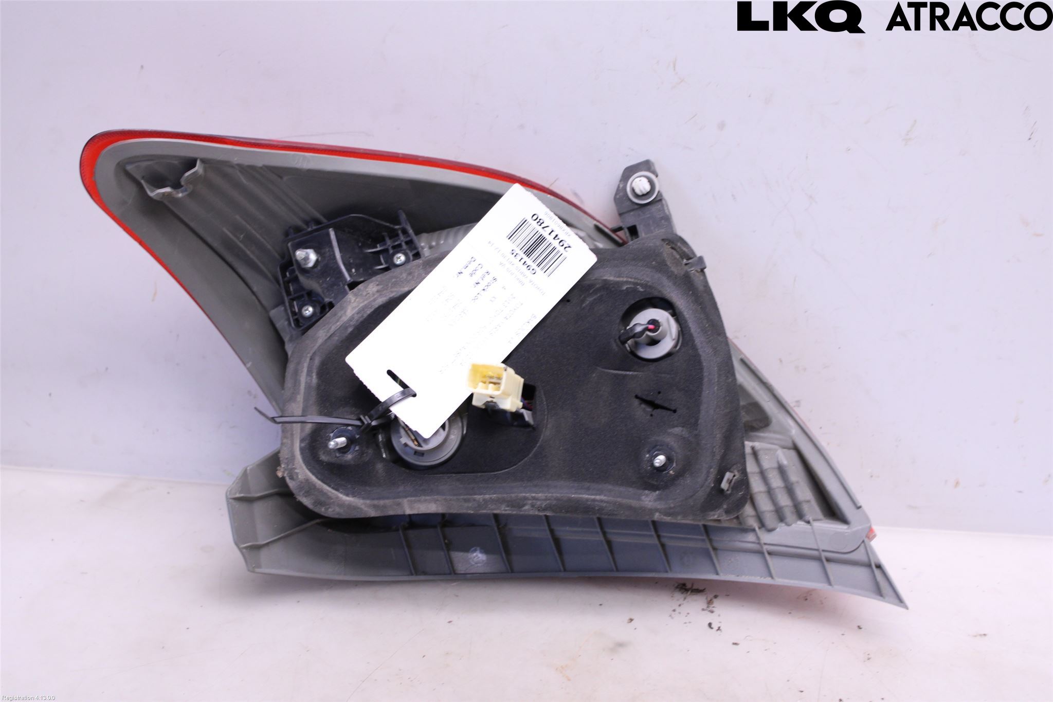 Toyota YARIS XP130 12-14 Baklykt Venstre