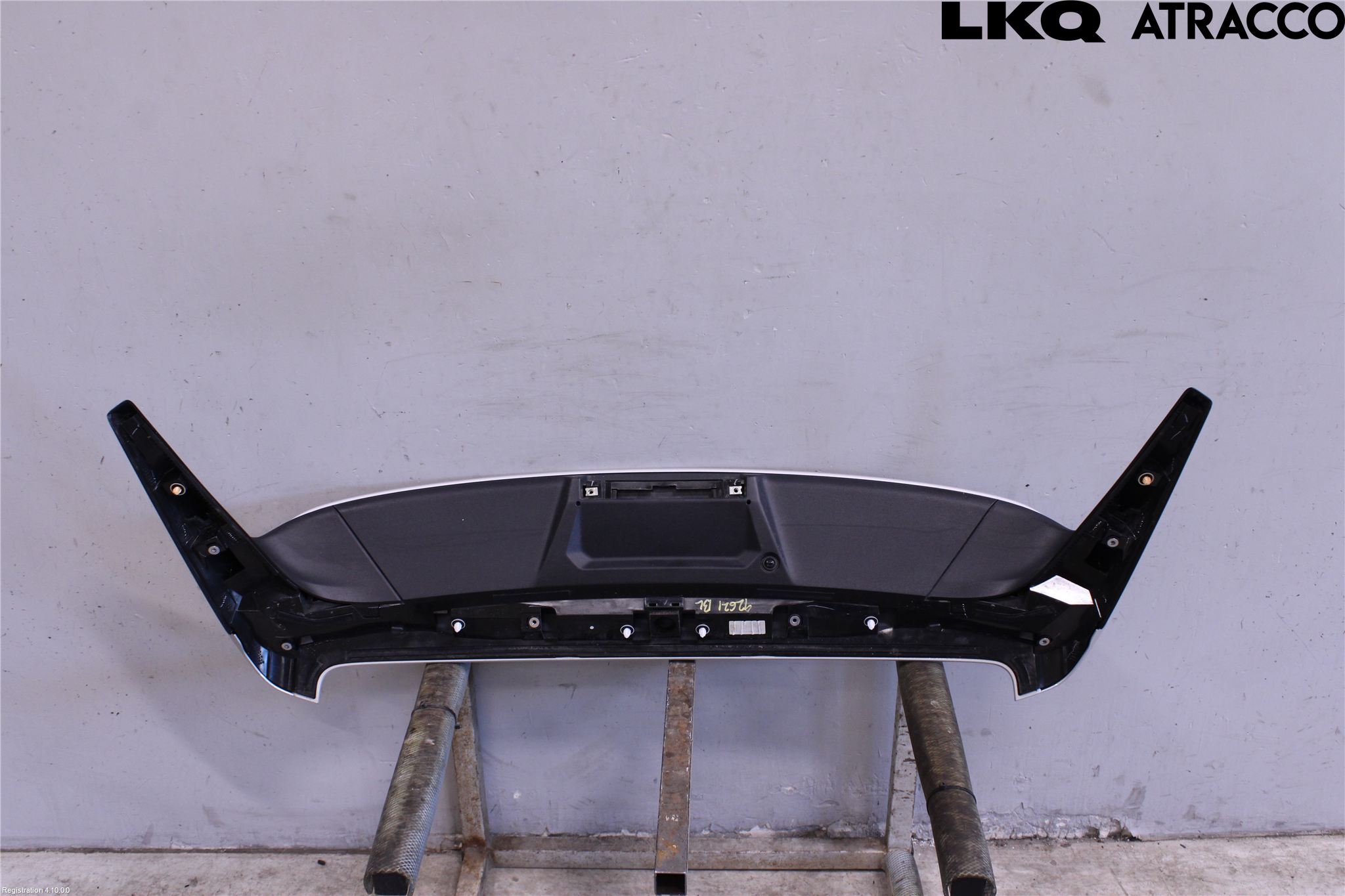Suzuki VITARA 15- Spoiler Bakluke