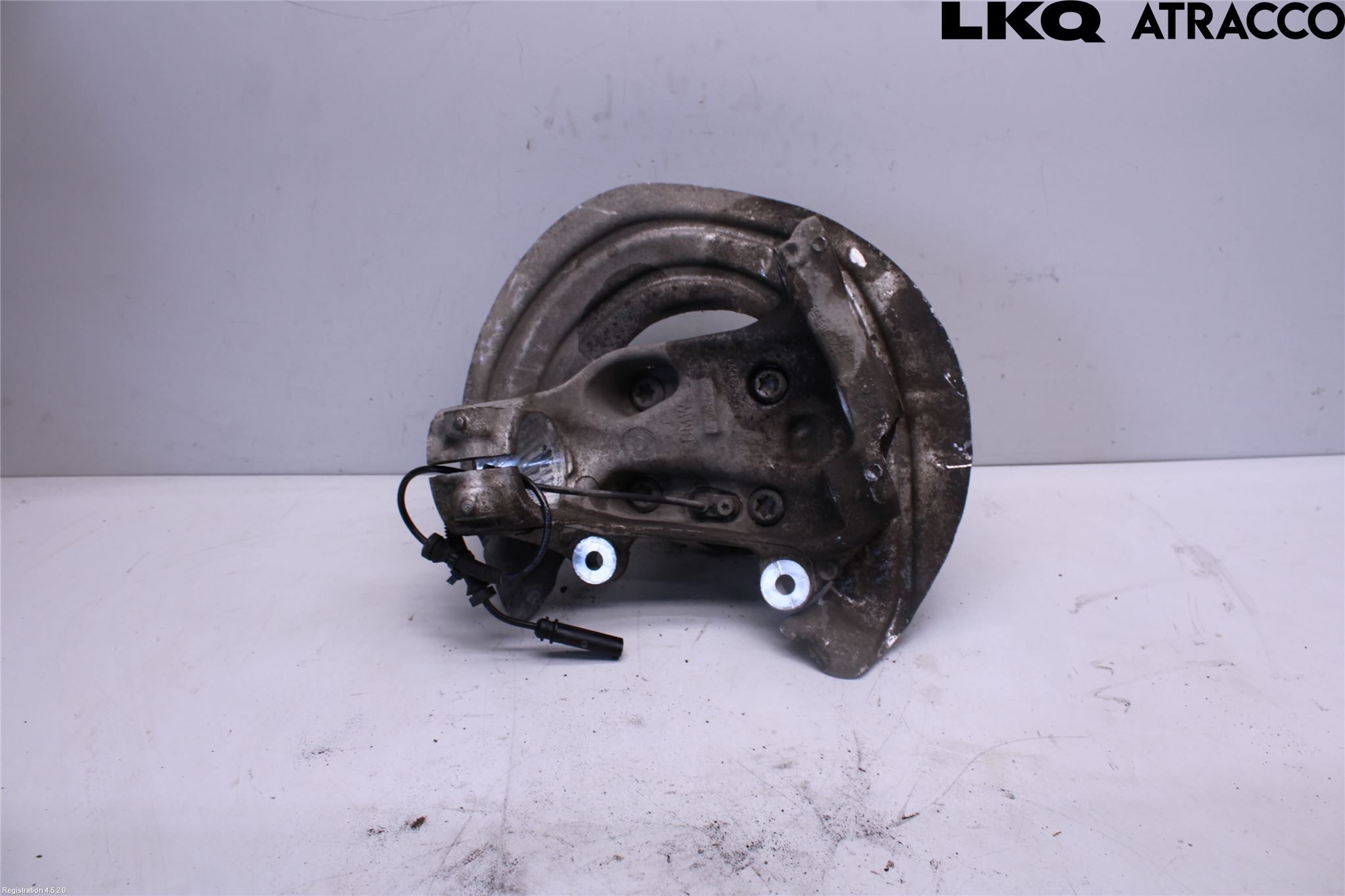 BMW 1 F20/F21 11-19 Spindel Vf