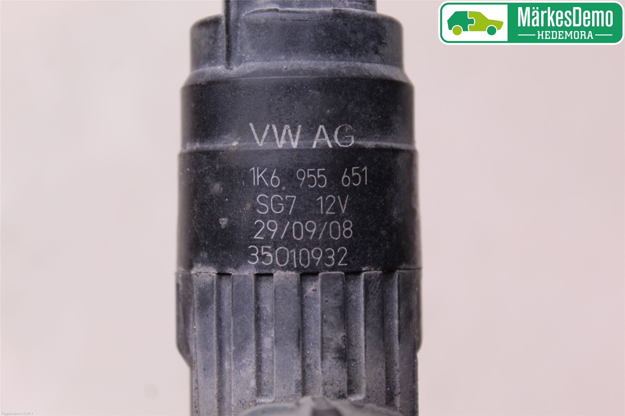 Volkswagen VW GOLF VI 09-13 Spylerpumpe Frontrute