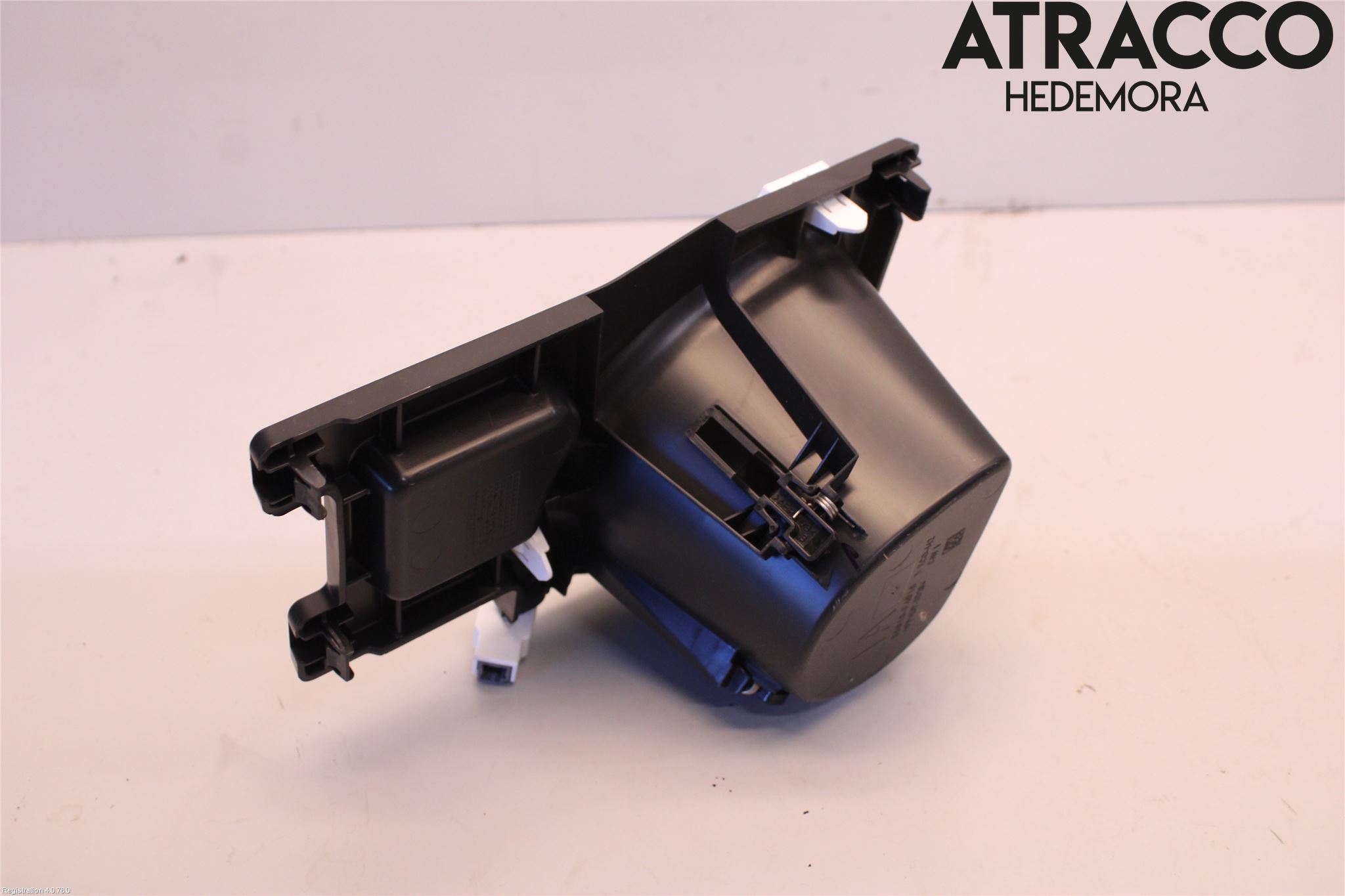 Toyota C-HR 16-23 Innr Koppholder