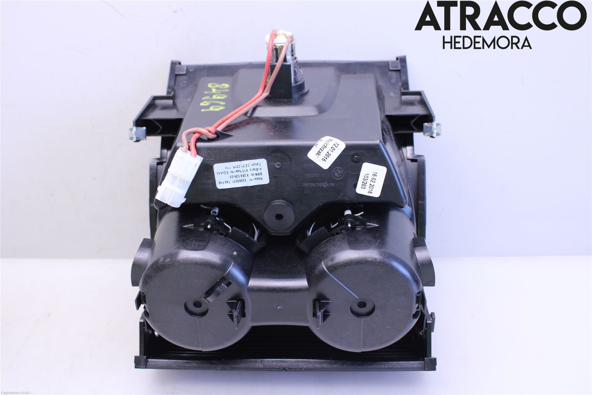 BMW X1 F48 15-22 Innr Koppholder