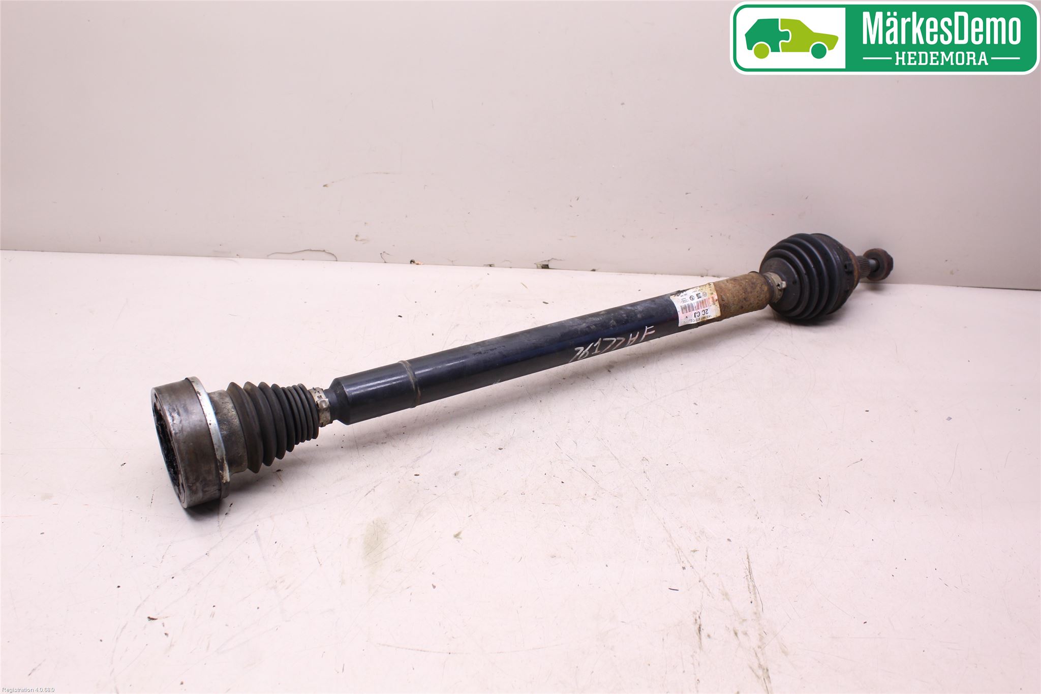 Volkswagen VW GOLF PLUS/CROSS GOLF 04-14 Drivaksel Foran Kompl Høyre