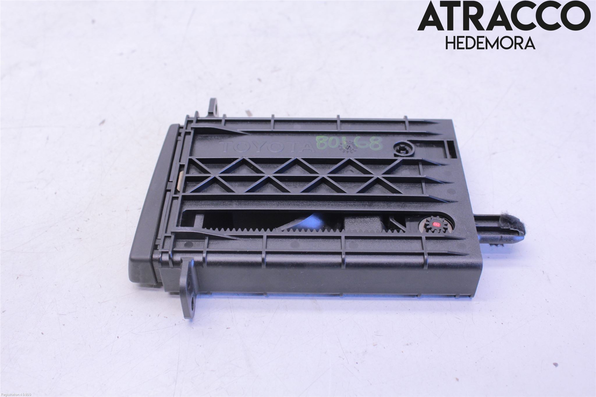 Toyota AVENSIS 03-06 Innr Koppholder