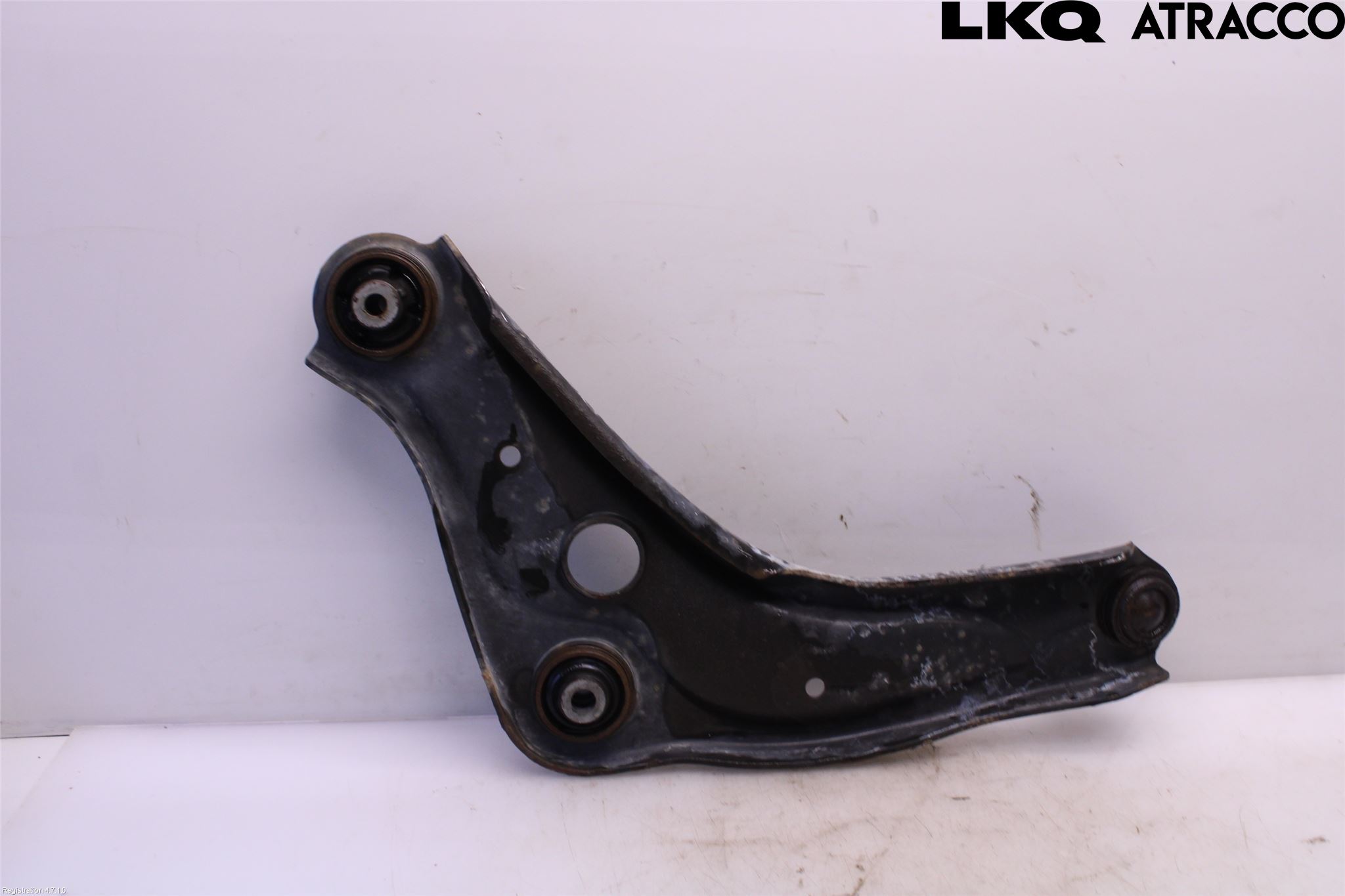 Toyota AYGO 06-14 Bærearm Foran Høyre Nedre