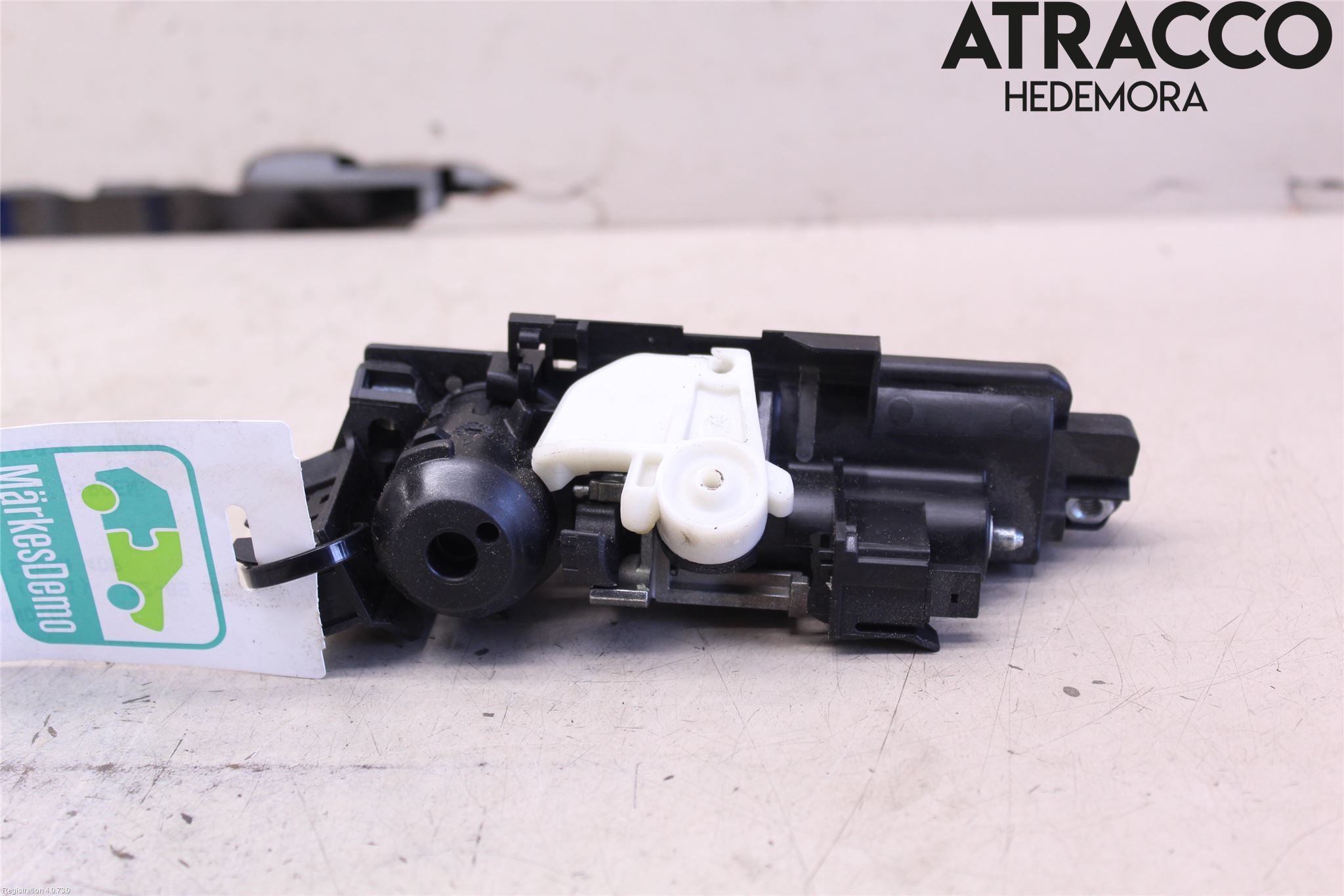 Mercedes-Benz MB E-KLASS (W211) 02-09 Bakluke Handtak Ytre