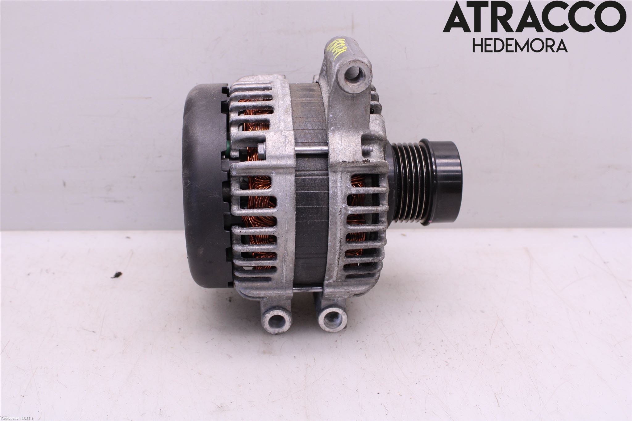 Toyota YARIS XP21 20- Dynamo
