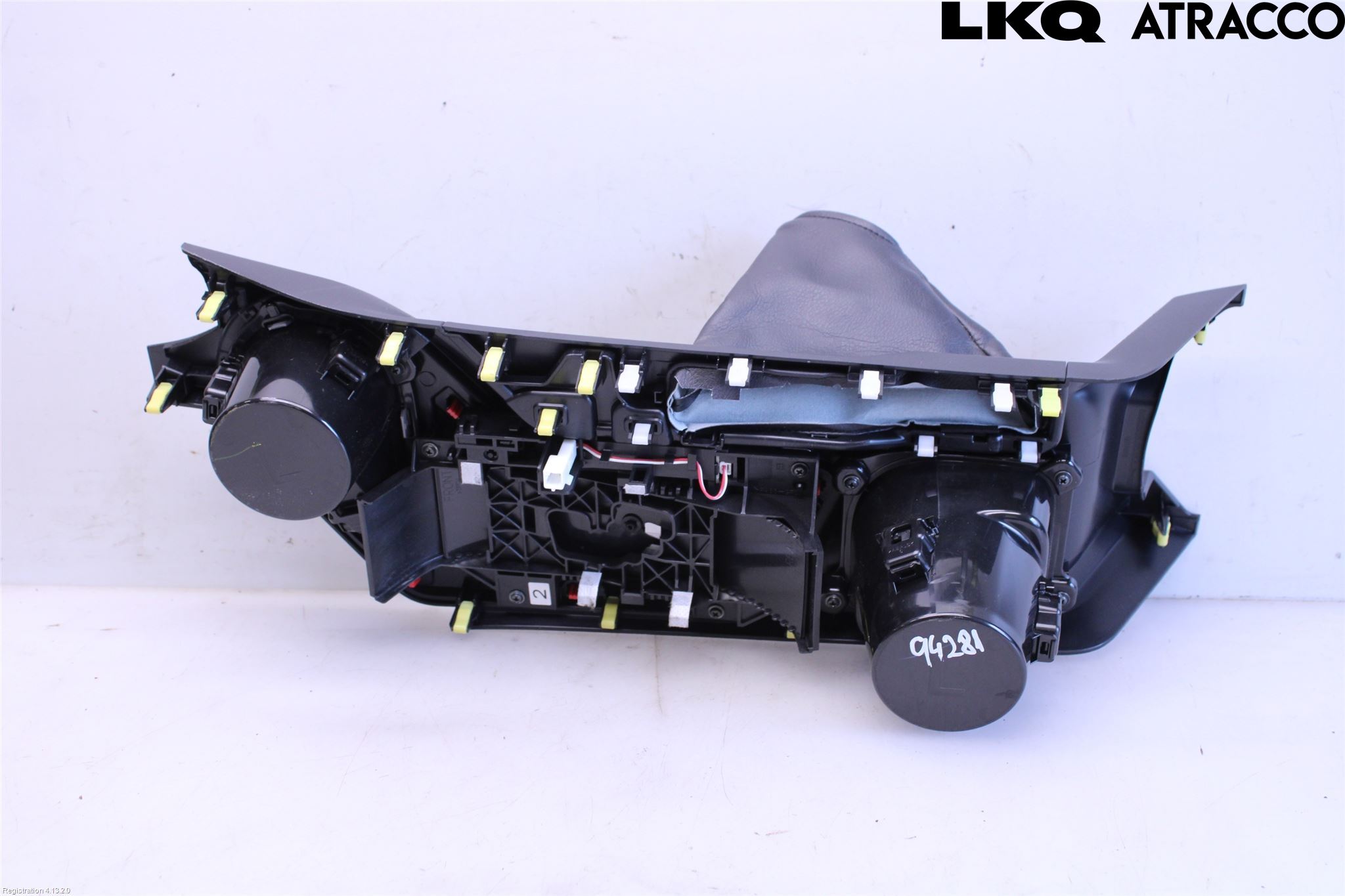 Toyota RAV4 13-18 Instrumentkonsoll Midt