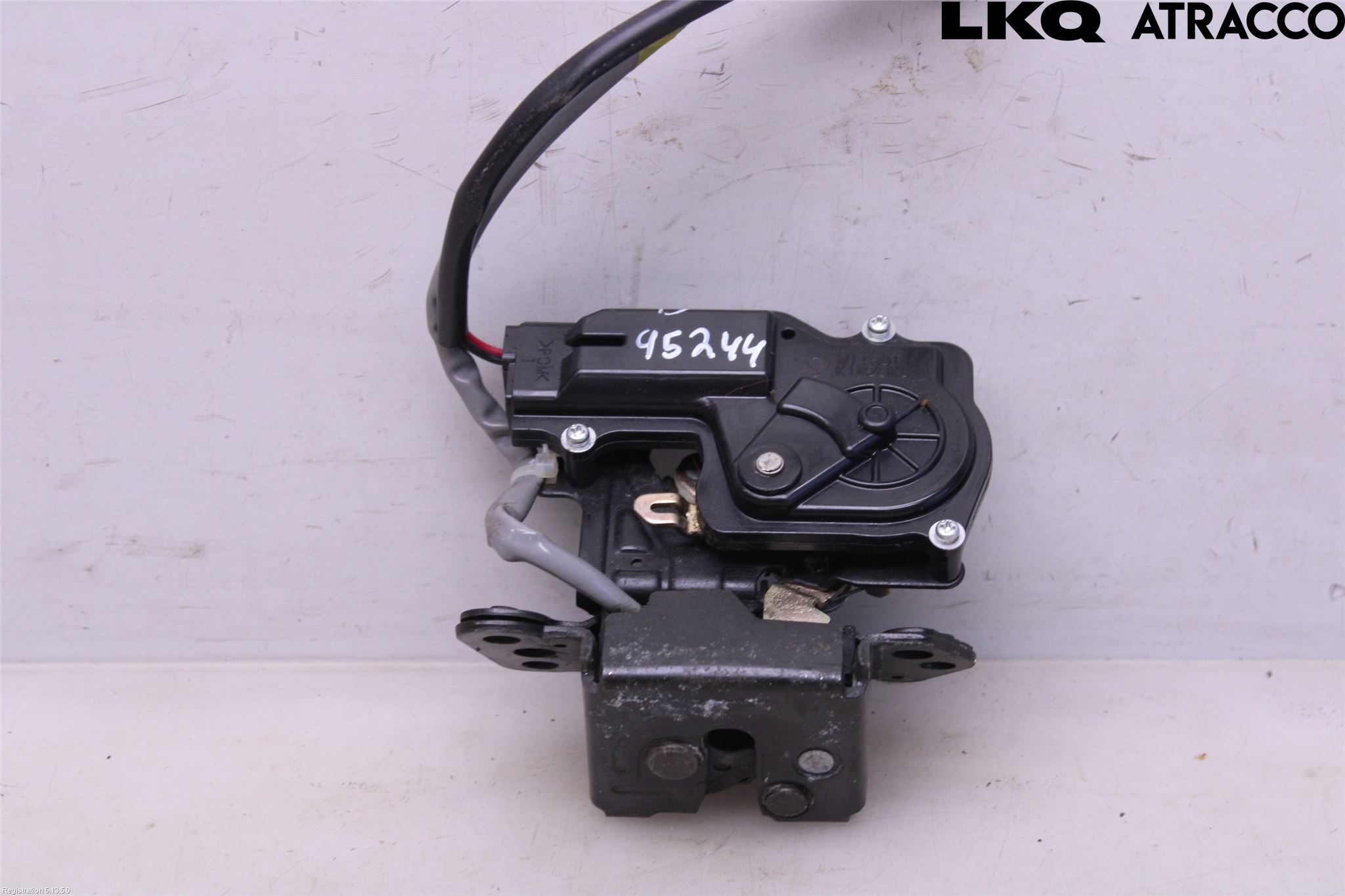 Toyota AVENSIS 03-06 Bakluke-Lokk Låsekasse
