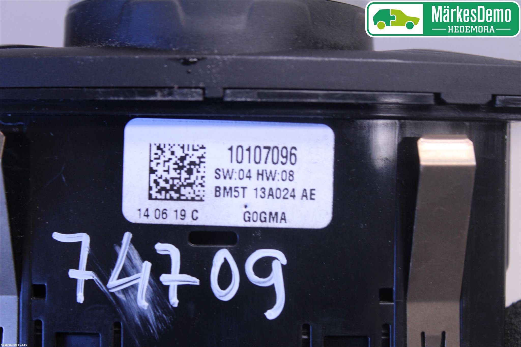 Ford TRANSIT/TOURNEO CONNECT 13-22 Bryter Hovedlys
