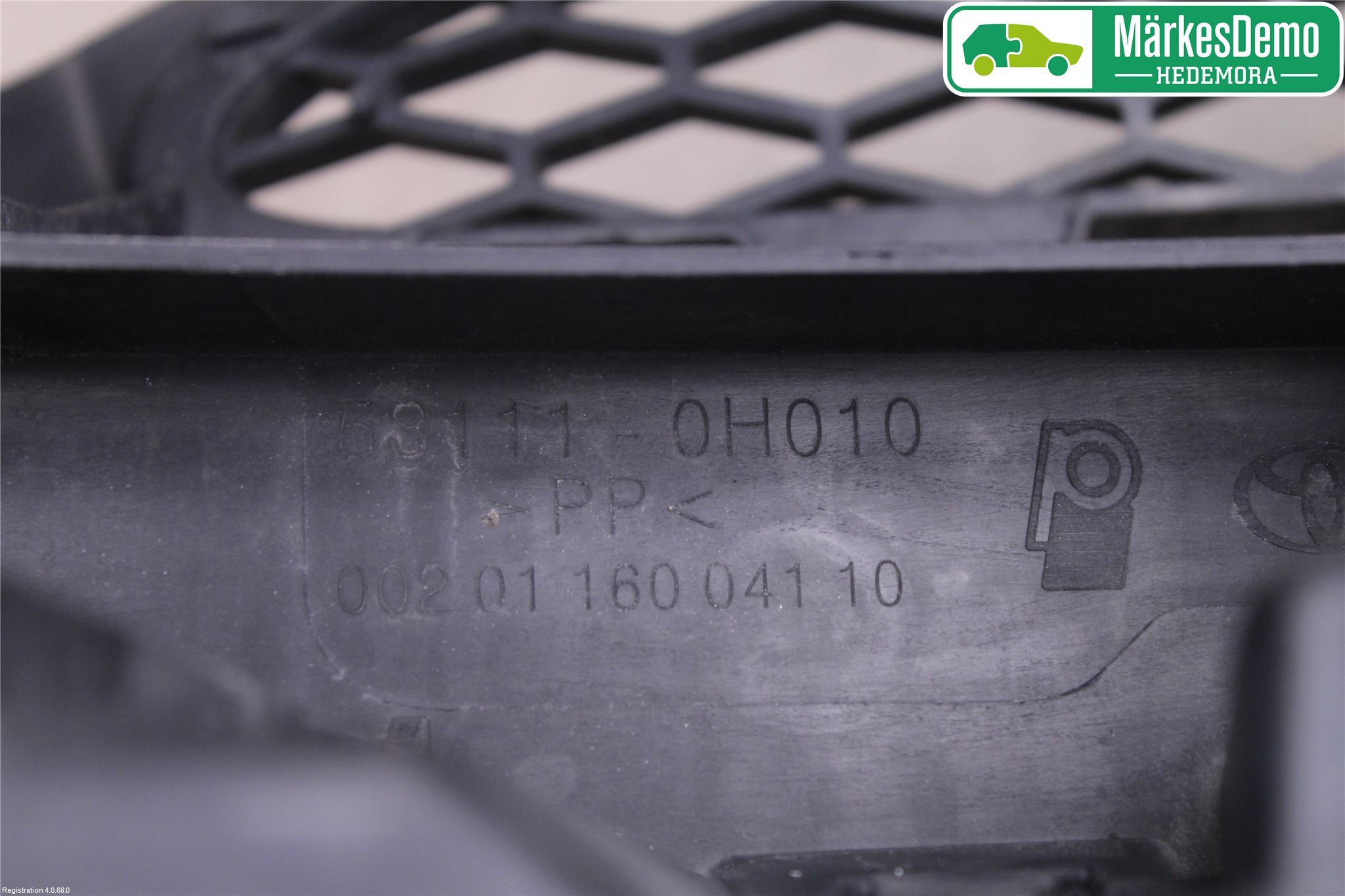 Toyota AYGO 06-14 Grill-Gitter