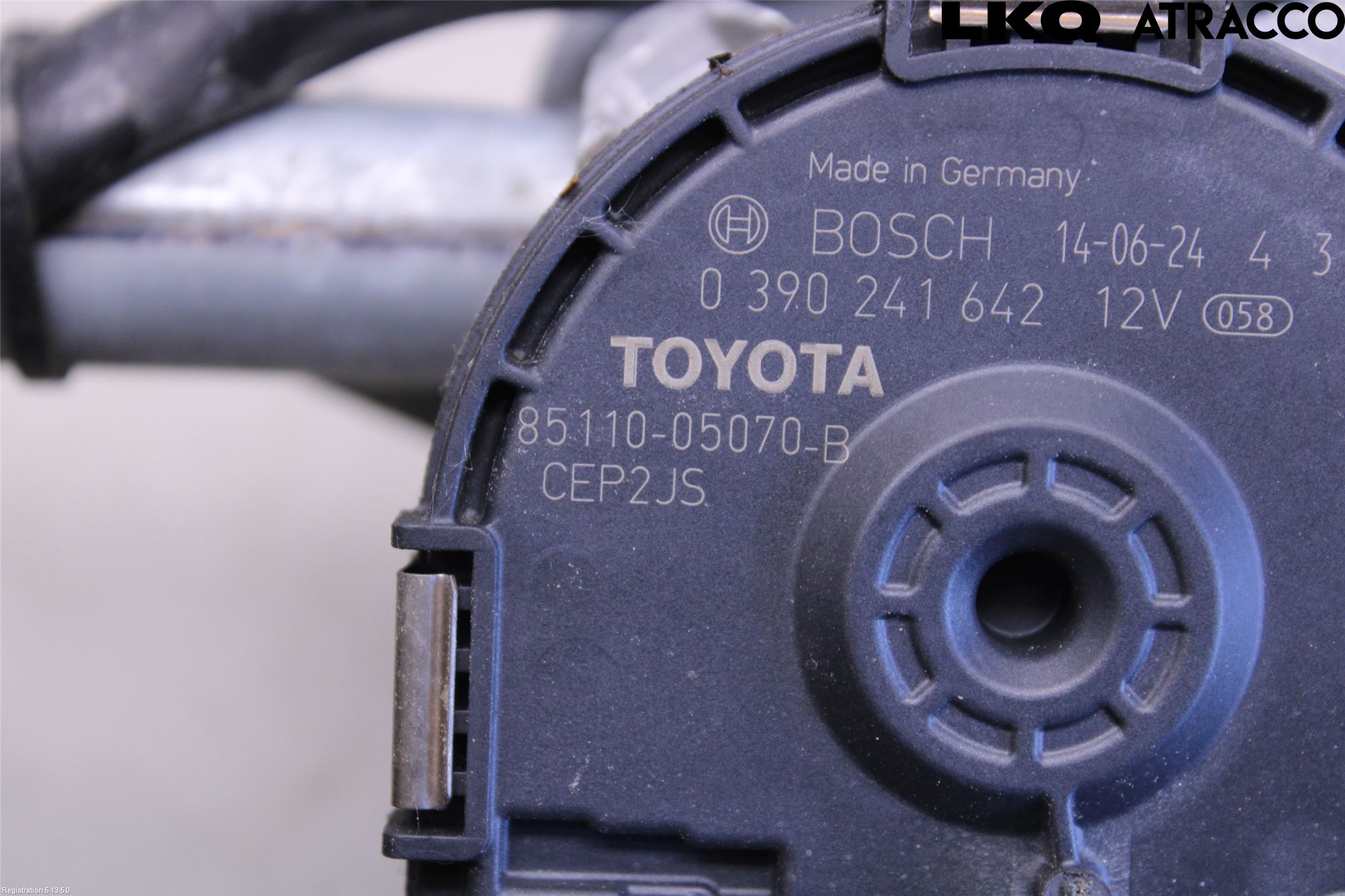Toyota AVENSIS 09-15 Viskermotor Frontrute