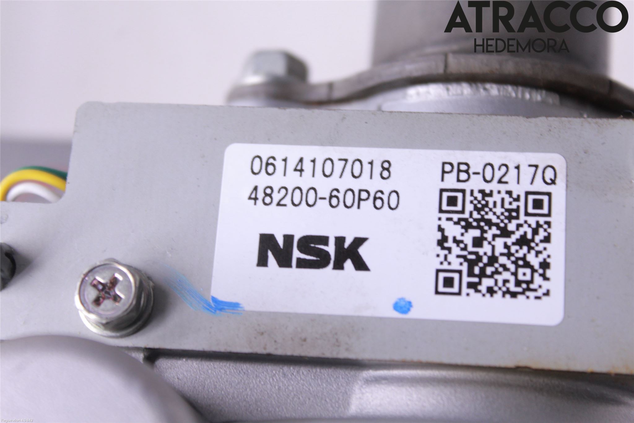 Suzuki SWIFT 11-16 Rattakselaggregat Innebygd Servo