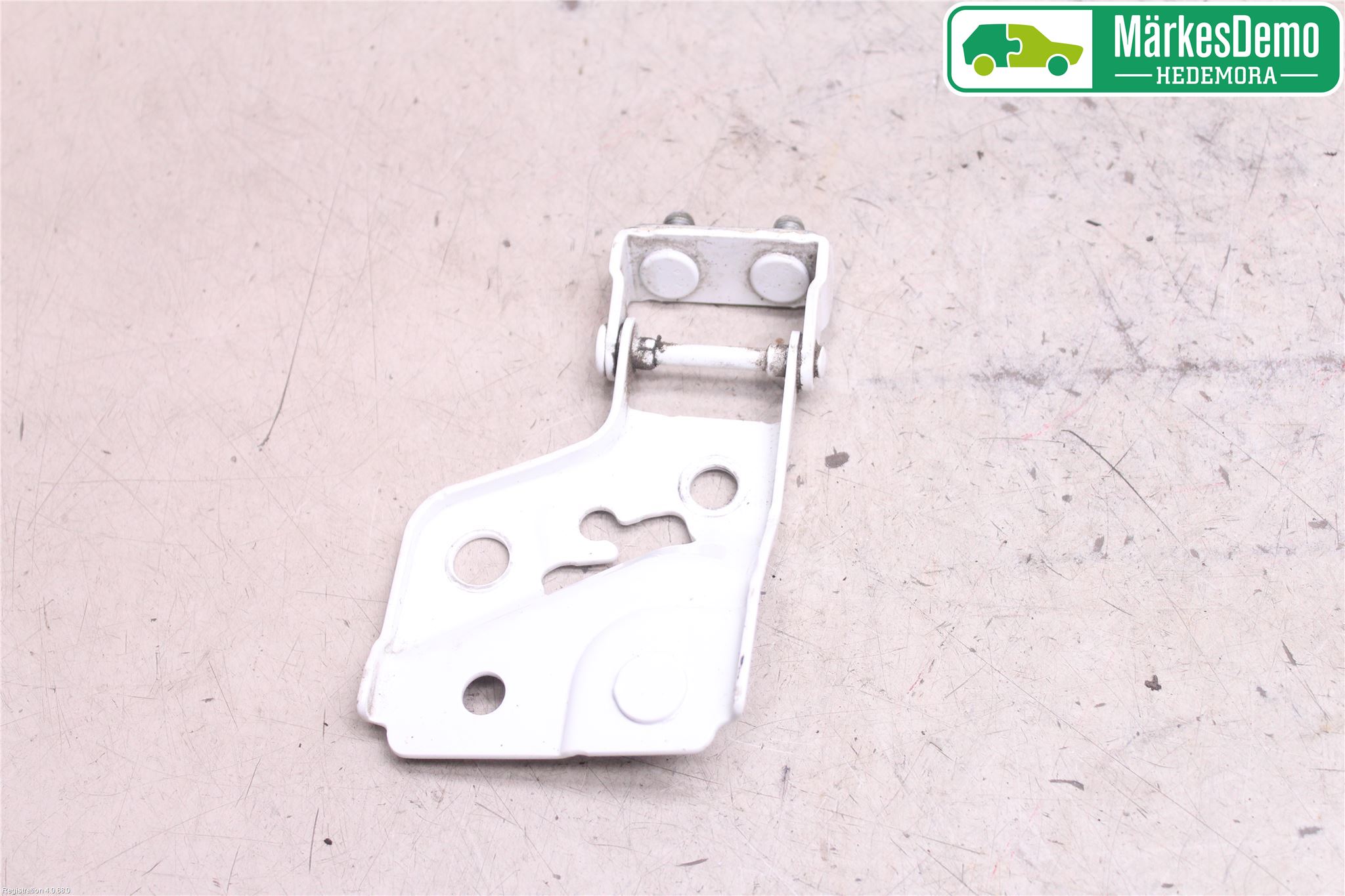 Toyota AYGO 15-21 Bakluke Hengsel Venstre