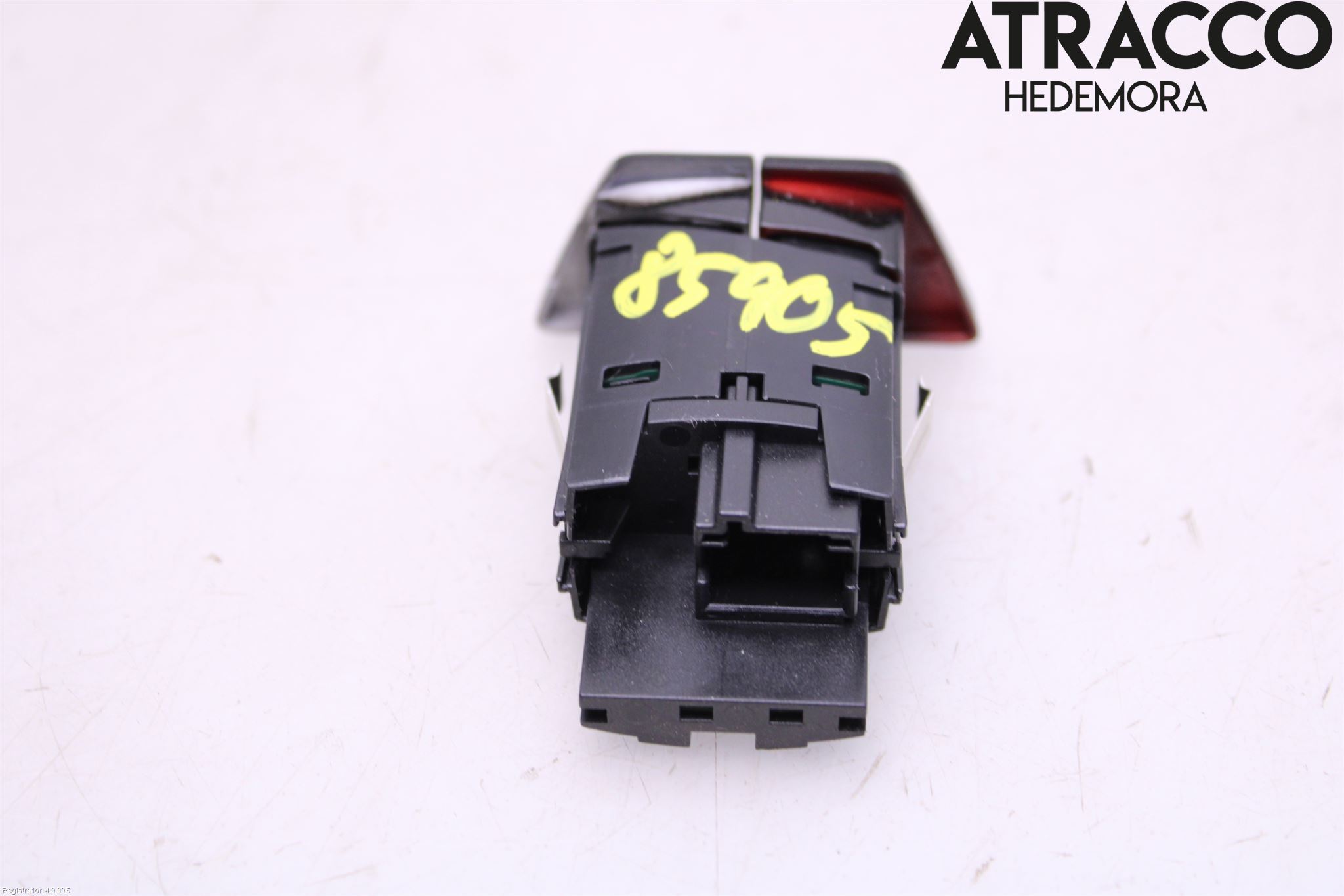 BMW 5 G30/G31/F90 17-23 Bryter Varsel (Nødblink)