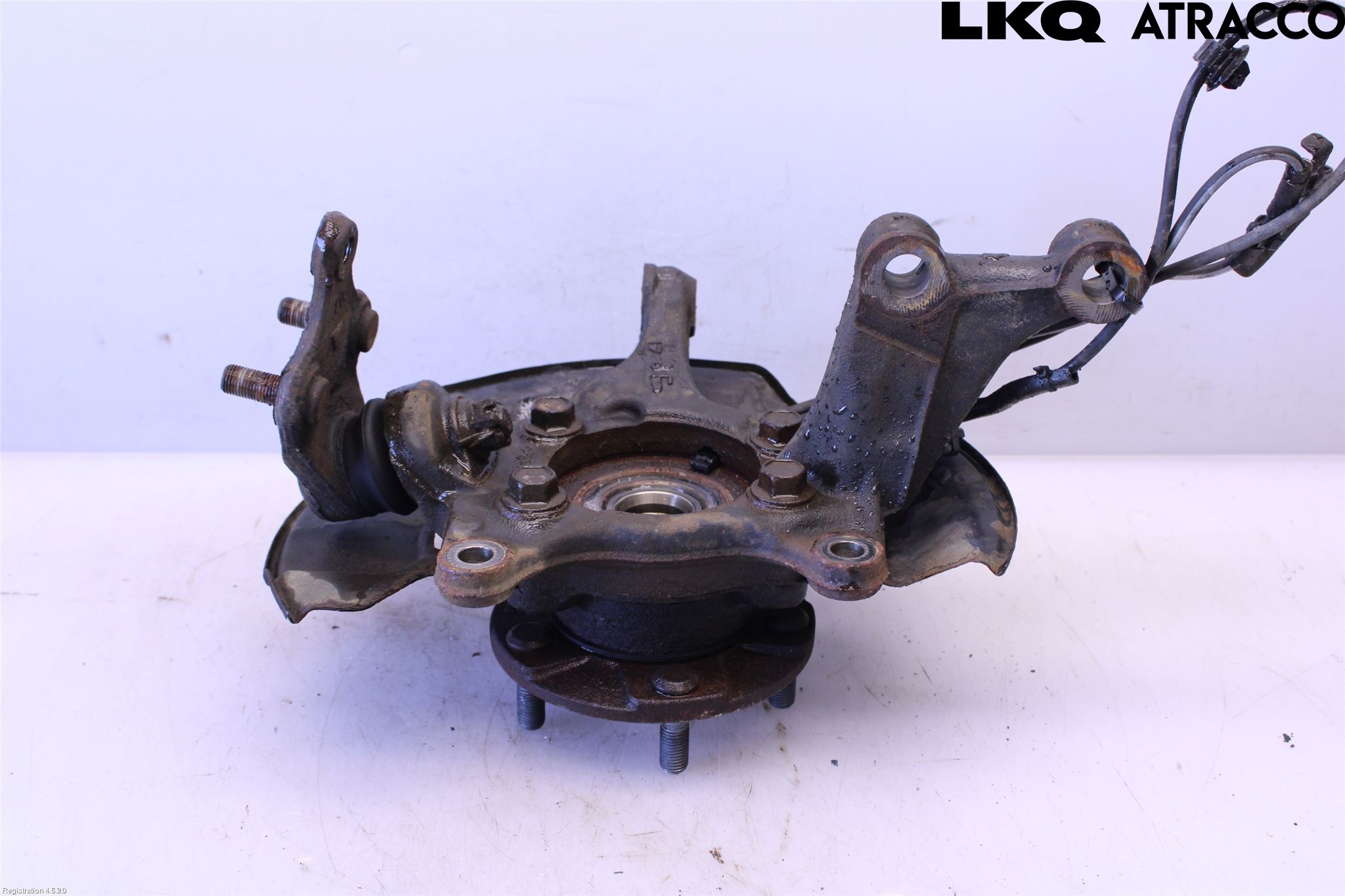 Toyota AVENSIS 16-18 Spindel Vf