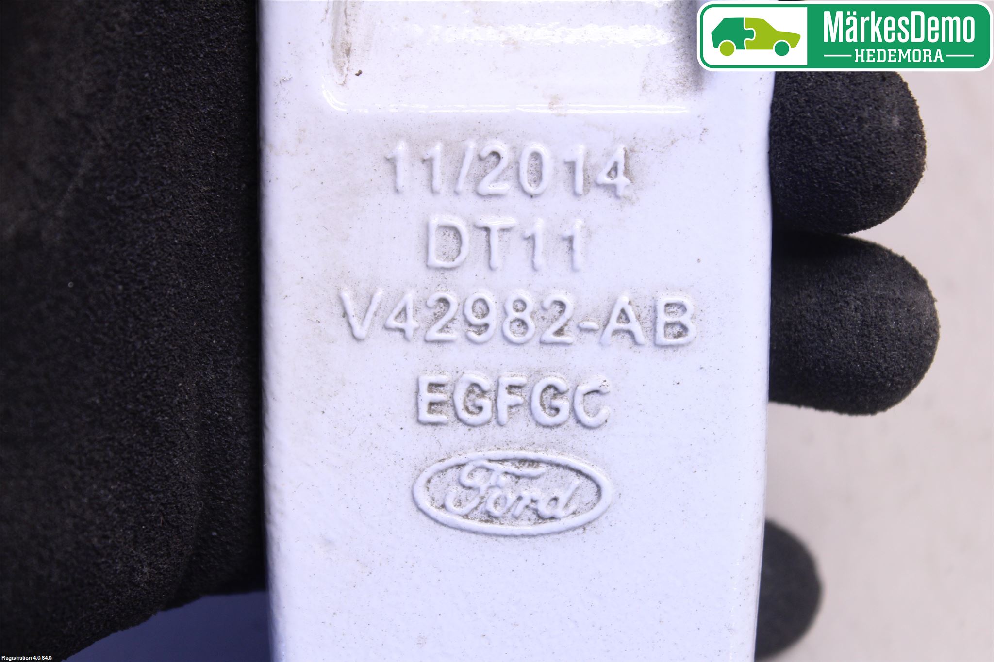 Ford TRANSIT/TOURNEO CONNECT 13-22 Bakluke Hengsel Venstre