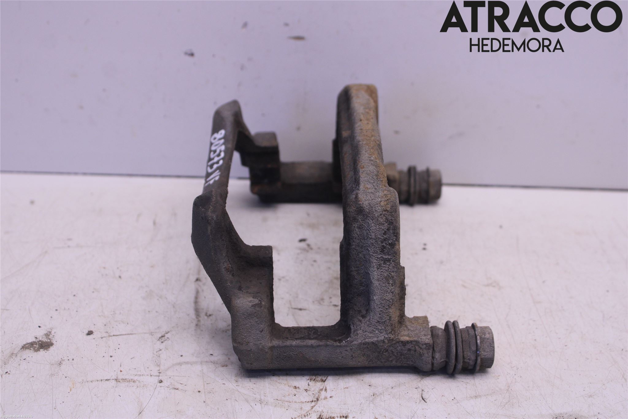Mercedes-Benz MB GLA-KLASS (X156) 13-20 Bremsecaliper Feste Holder
