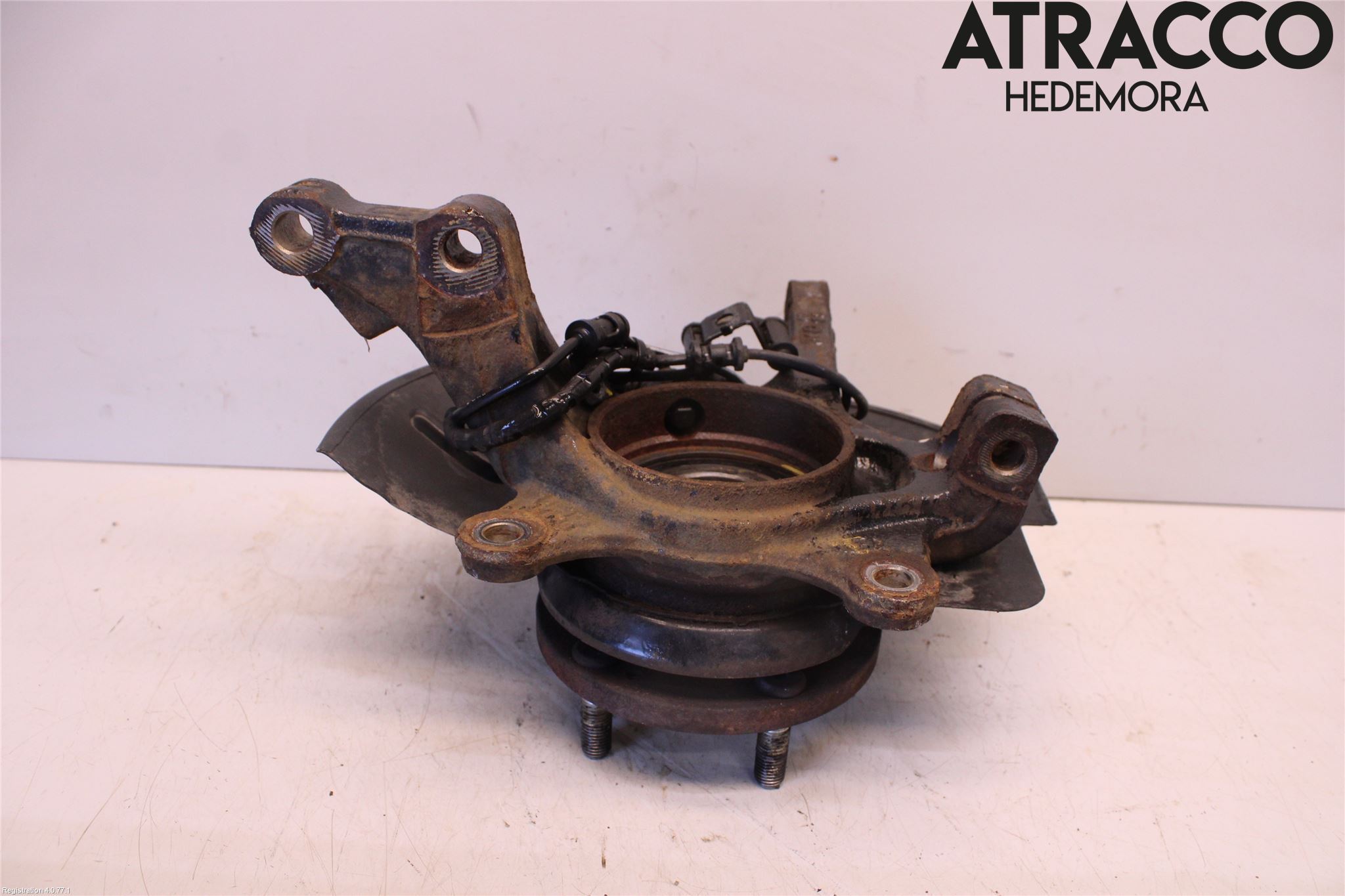 Kia SPORTAGE (SL) 11-15 Spindel Hf