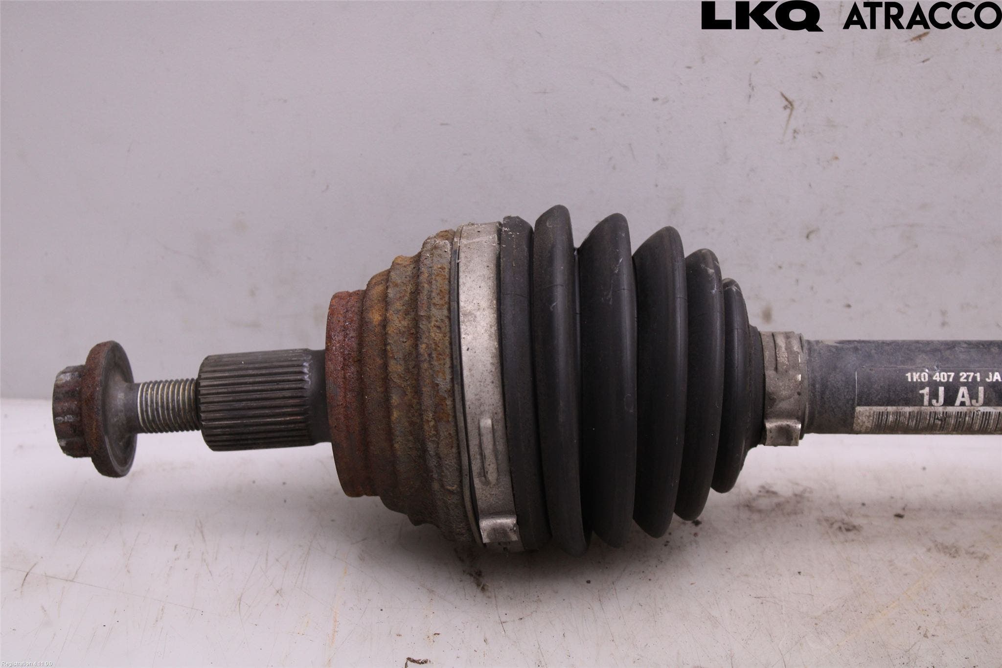 Skoda OCTAVIA (1Z) 05-13 Drivaksel Foran Kompl Venstre