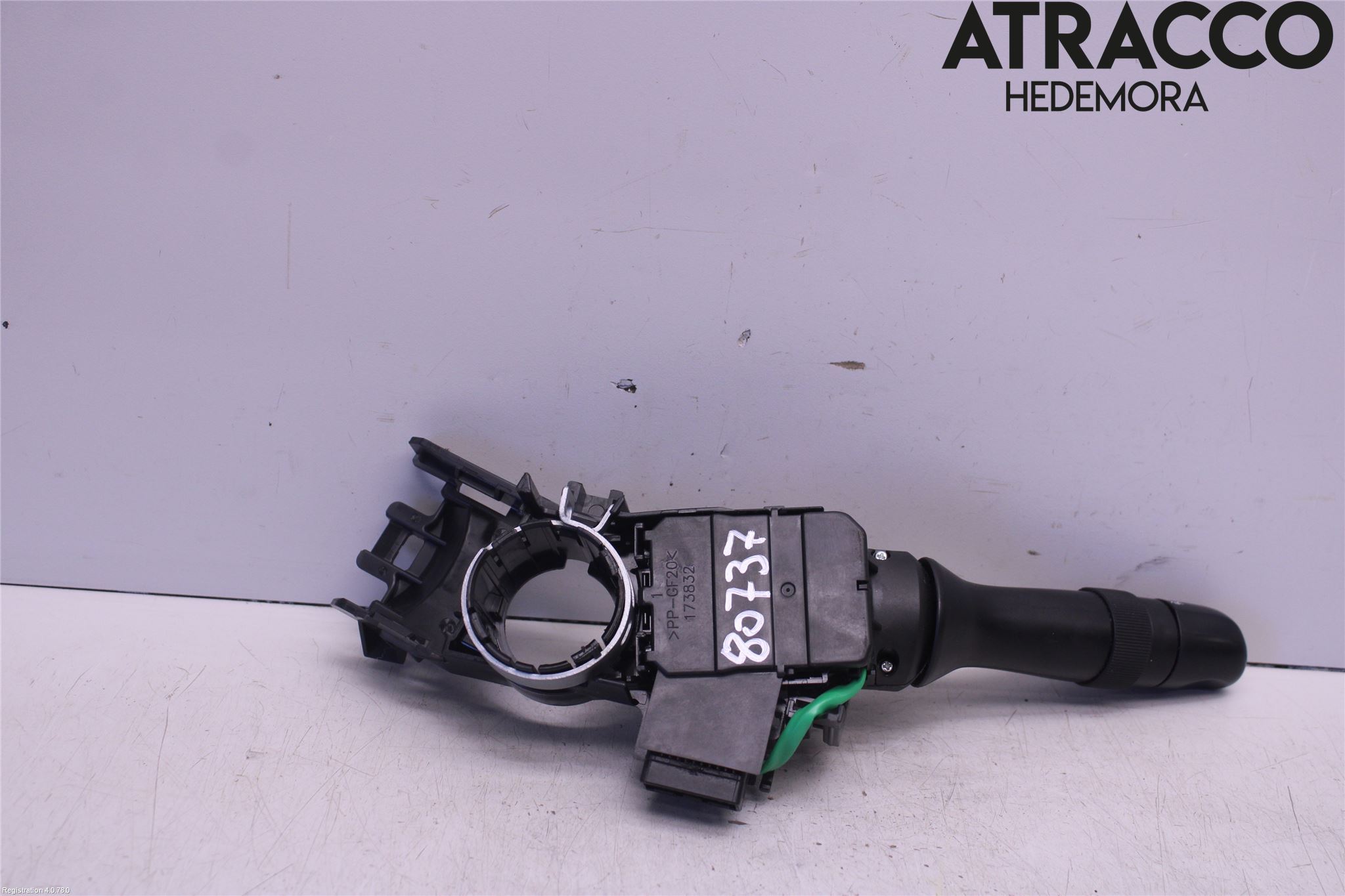 Toyota YARIS XP130 15-20 Bryter Ratt Kombi H Og V
