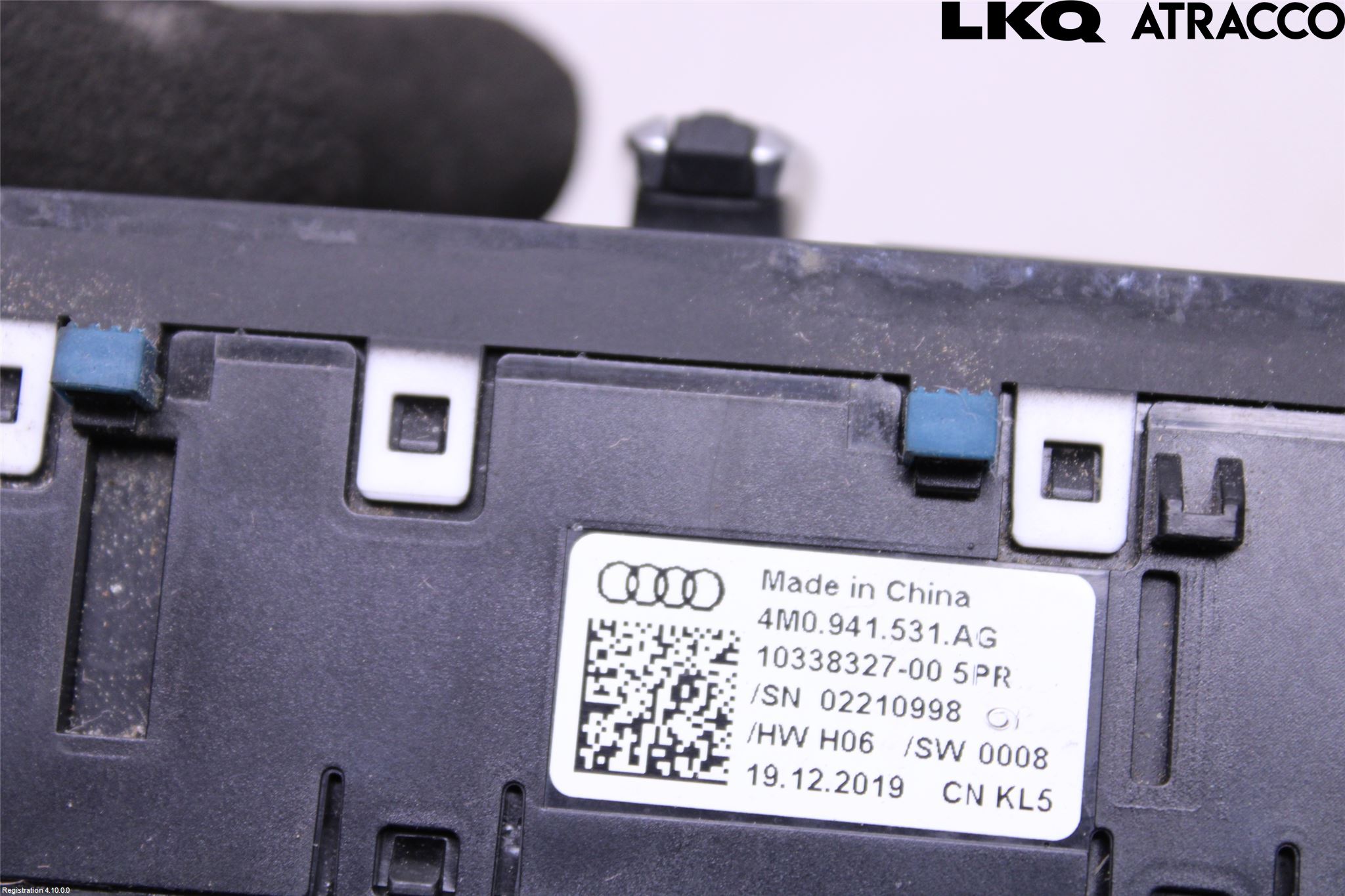 Audi A4/S4 B9 20- Bryter Hovedlys