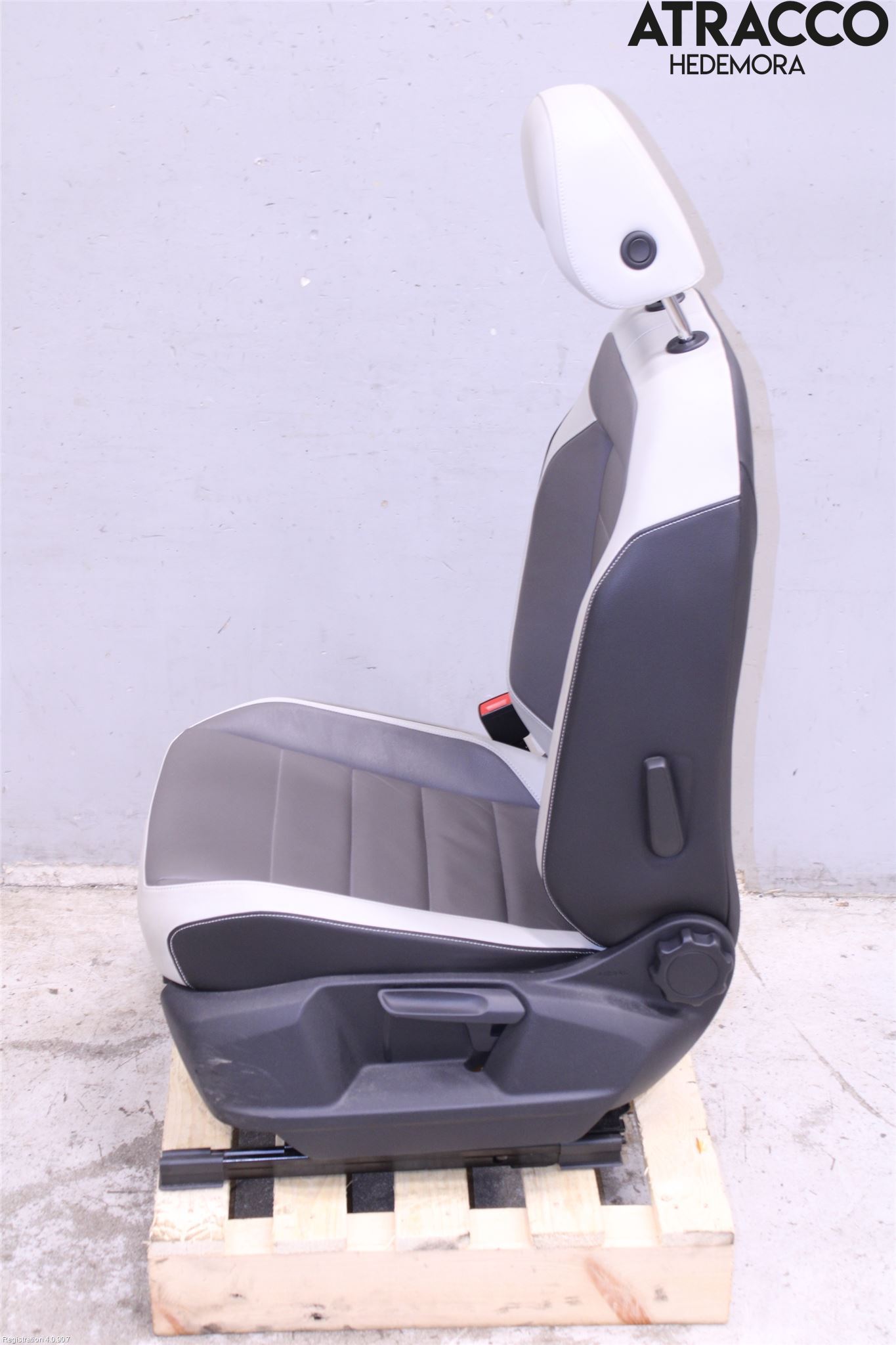 Volkswagen VW T-ROC 18- Innr Sete Foran Venstre