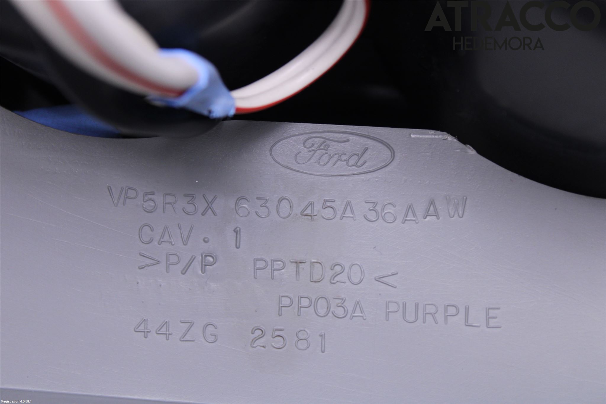 Ford MUSTANG V 05-14 Innr Konsoll-Lomme