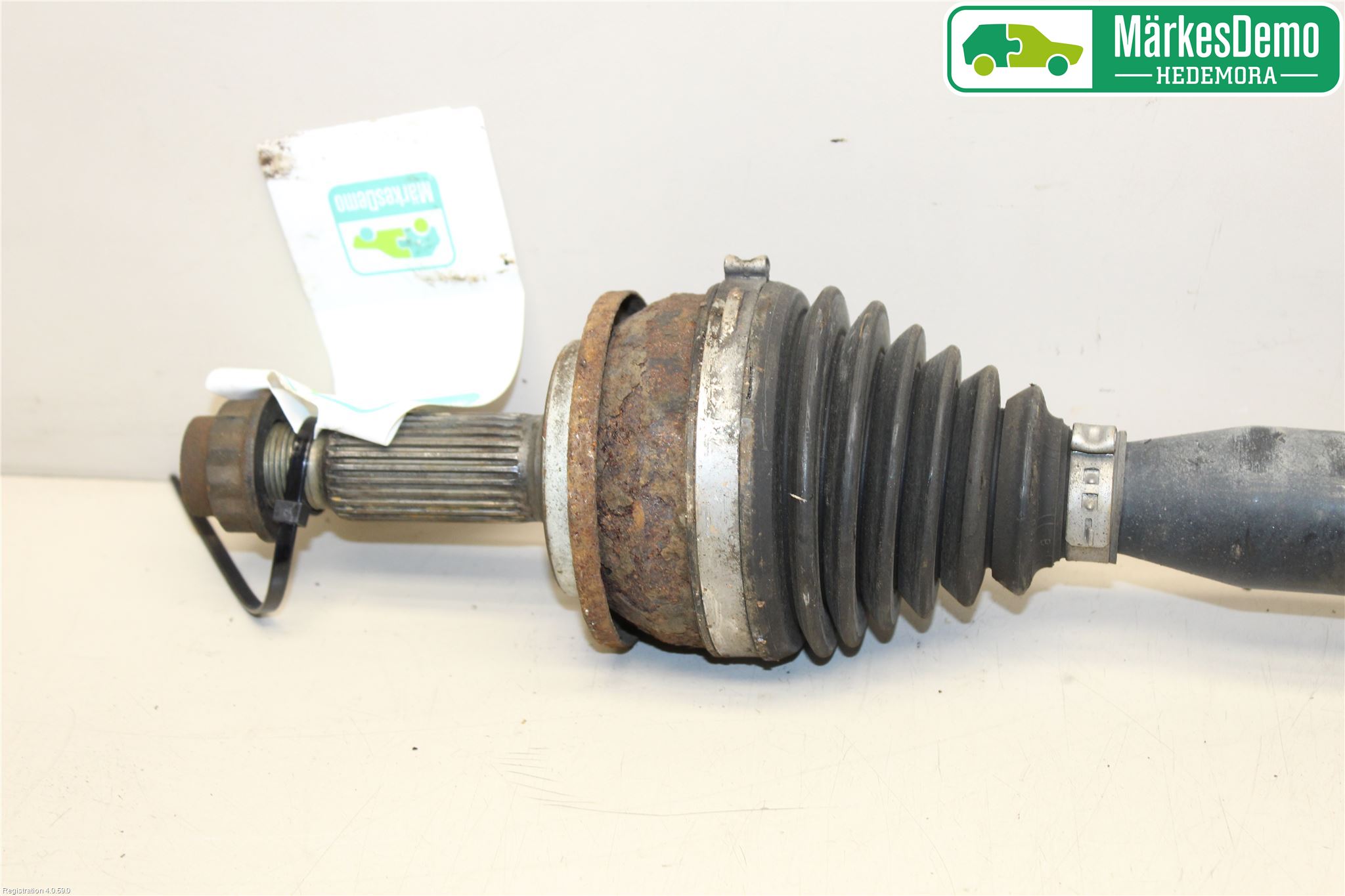 Toyota AURIS 07-09 Drivaksel Foran Kompl Høyre