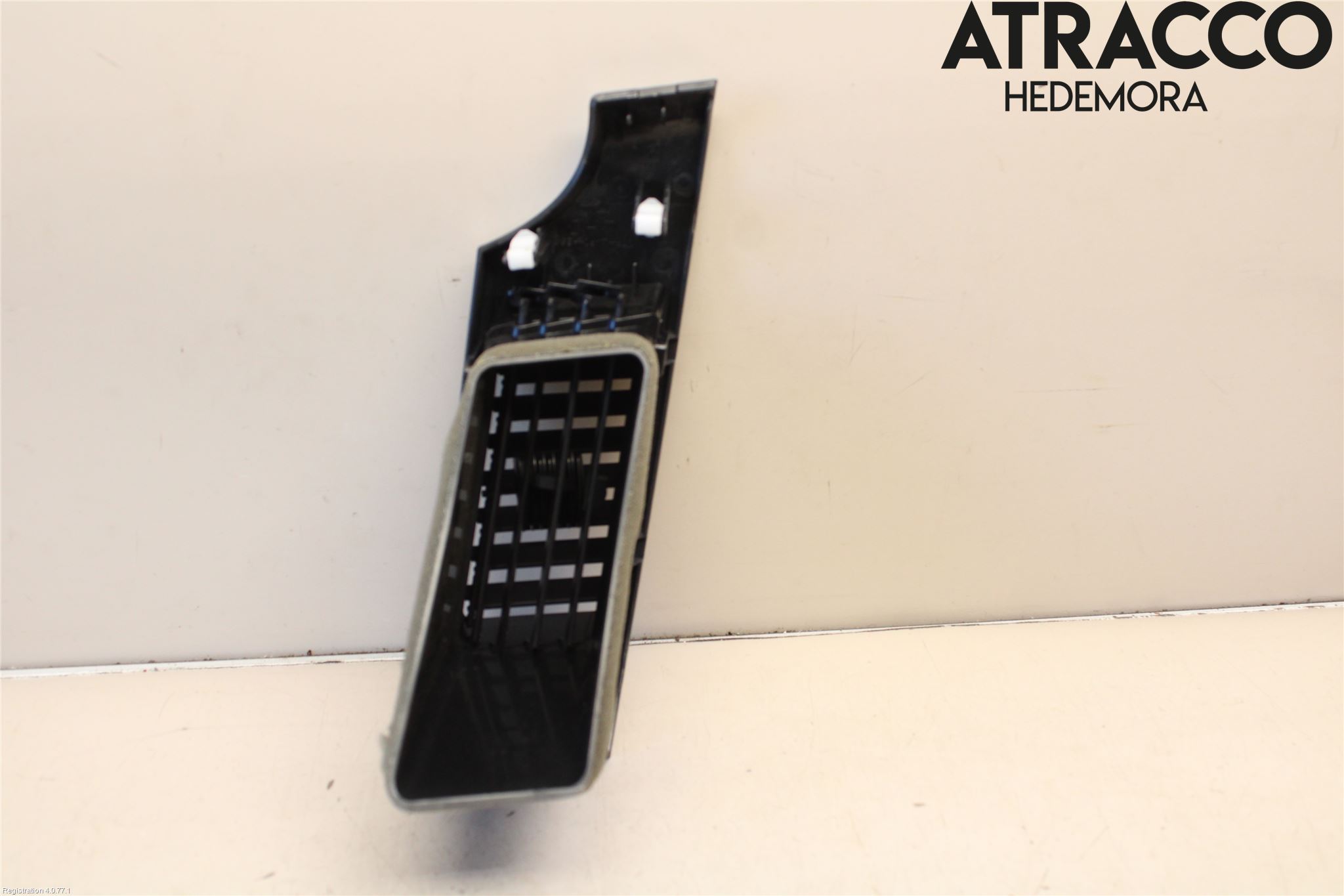 Mitsubishi OUTLANDER 07-12 Dashbord Kanal - Dyse