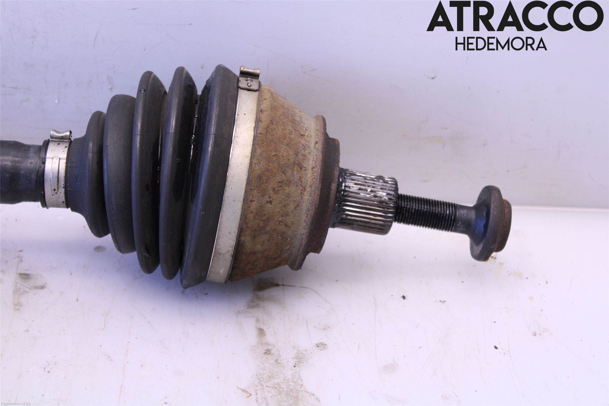 Audi A6/S6     05-11 Drivaksel Foran Kompl Venstre