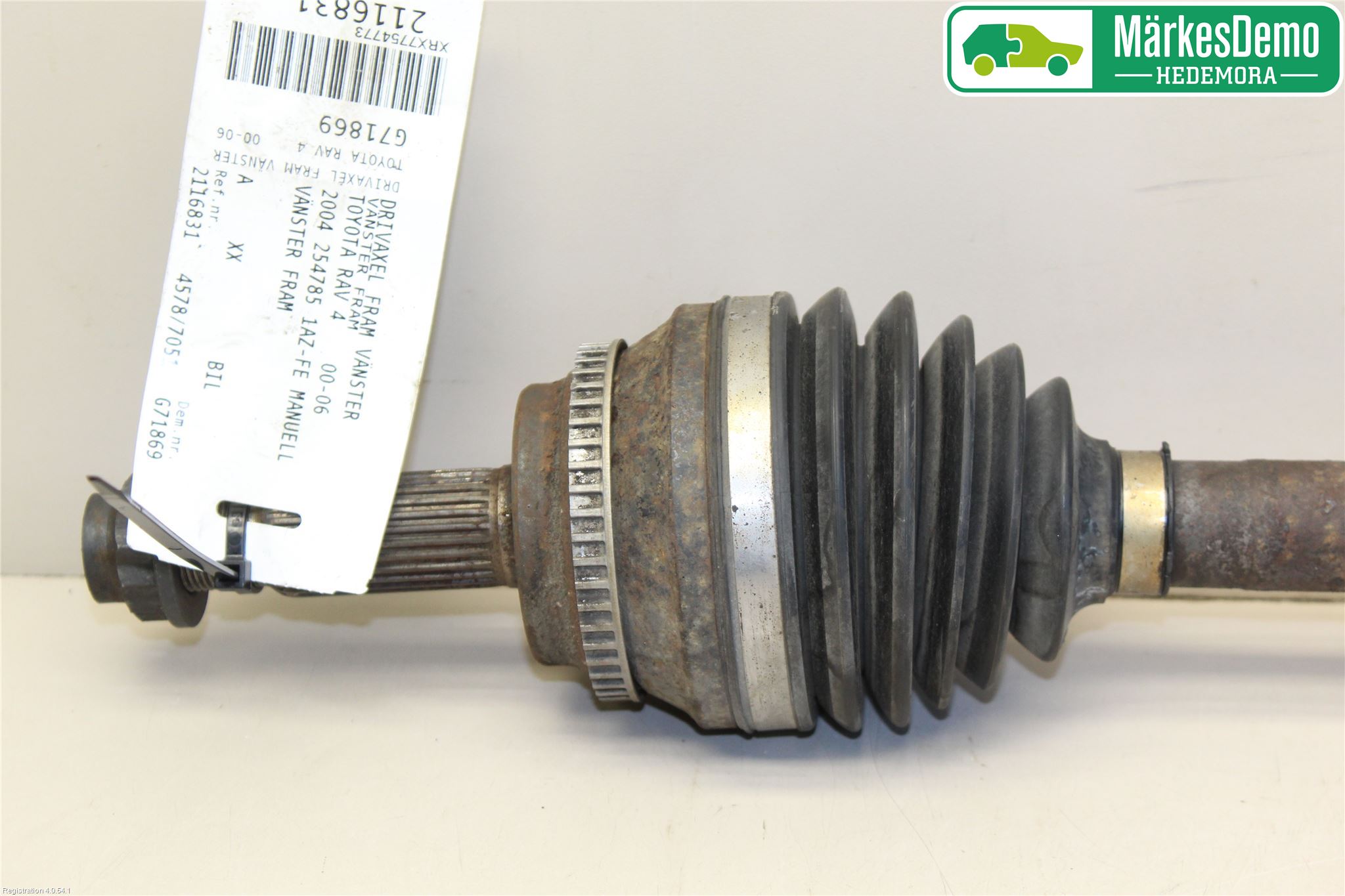 Toyota RAV 4 00-06 Drivaksel Foran Kompl Venstre