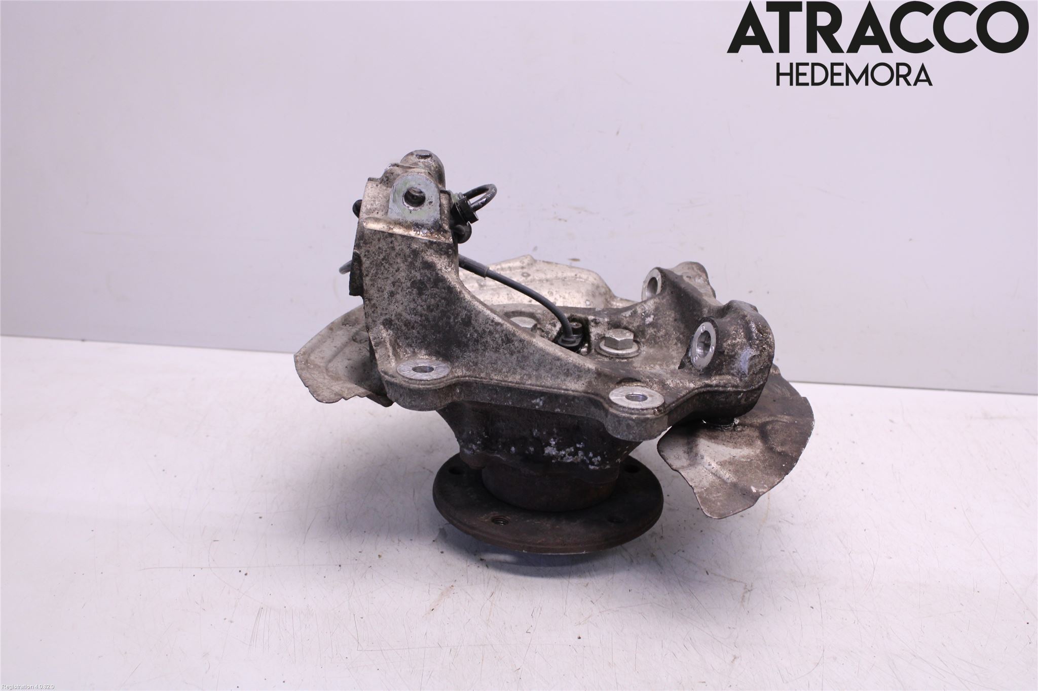 BMW 3 E90/91 SED/TOU 05-12 Spindel Vf