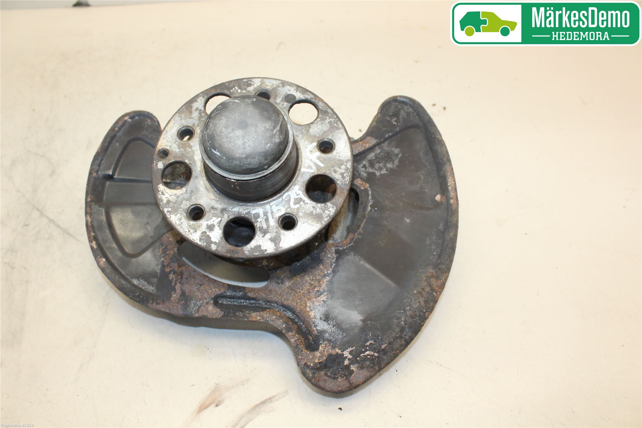Mercedes-Benz MB C (203) 00-07 Spindel Vf