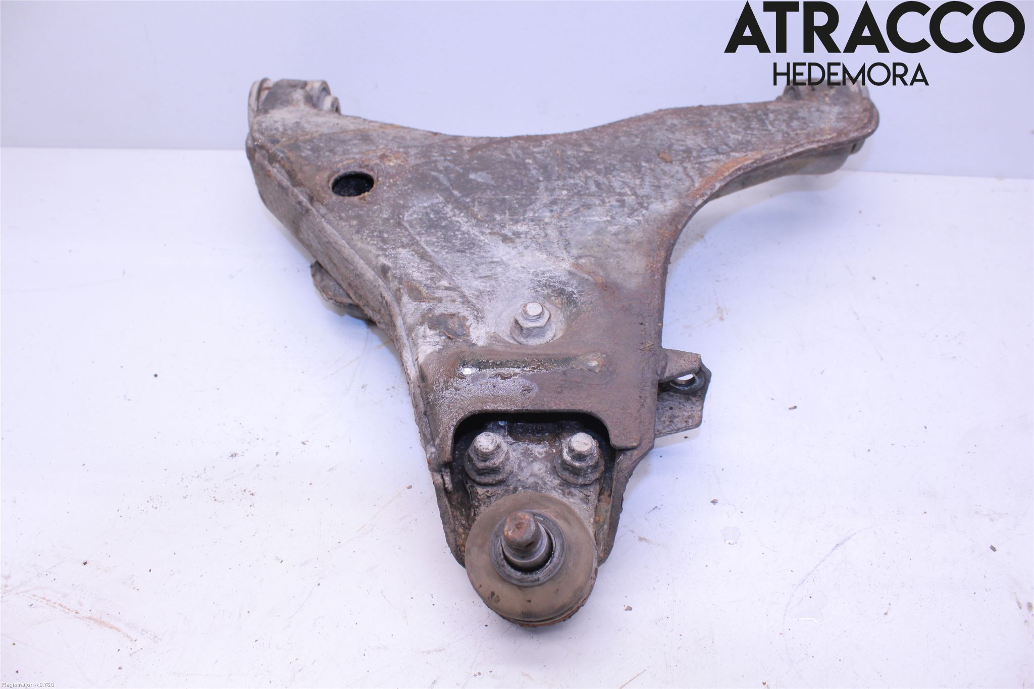 Mitsubishi L200 06-15 Bærearm Foran Venstre Nedre