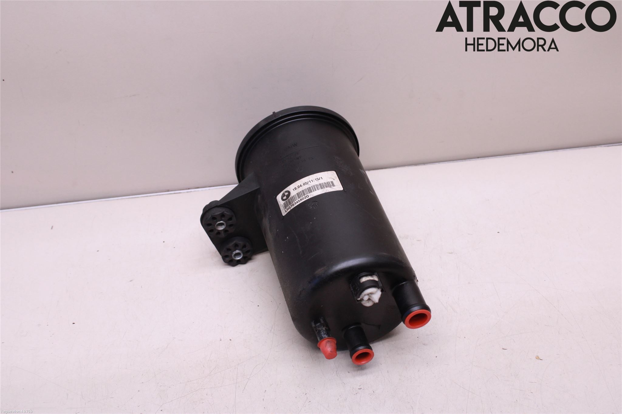 BMW 5 E60/61 Sed/Tou 02-10 Servo Oljebeholder