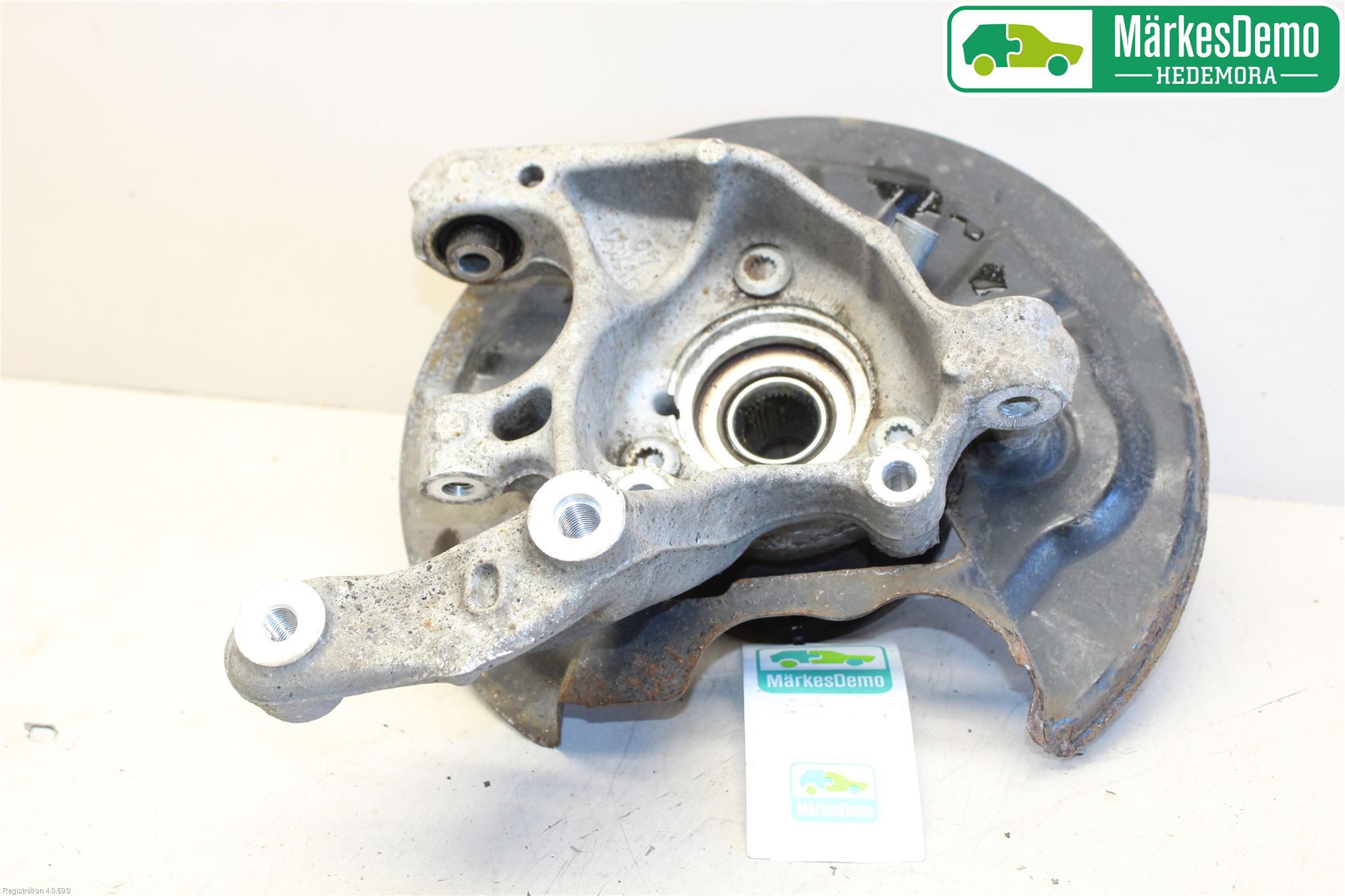 Volkswagen VW PASSAT 15-19 Spindel Vb