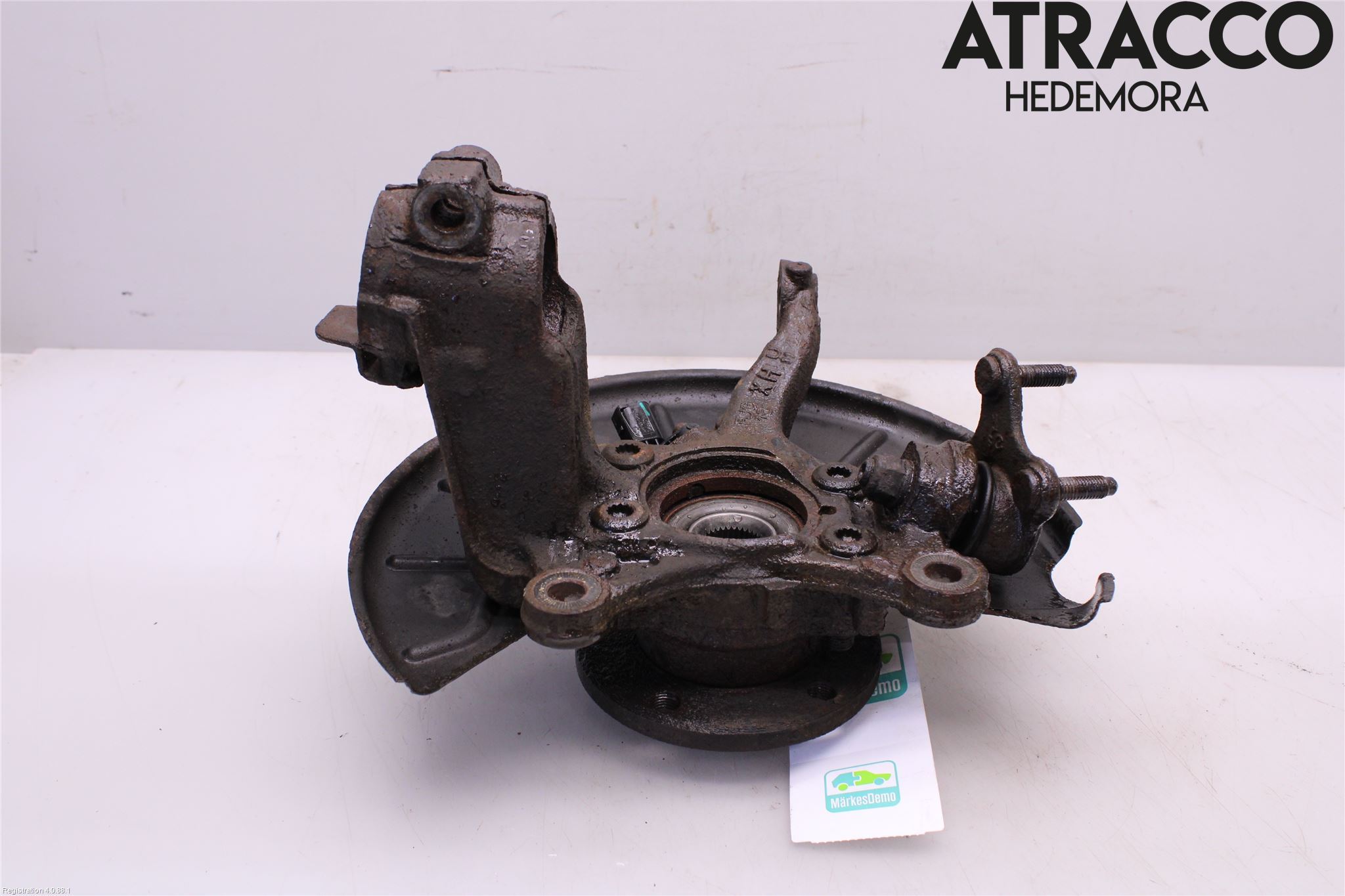Volkswagen VW EOS  11- Spindel Vf