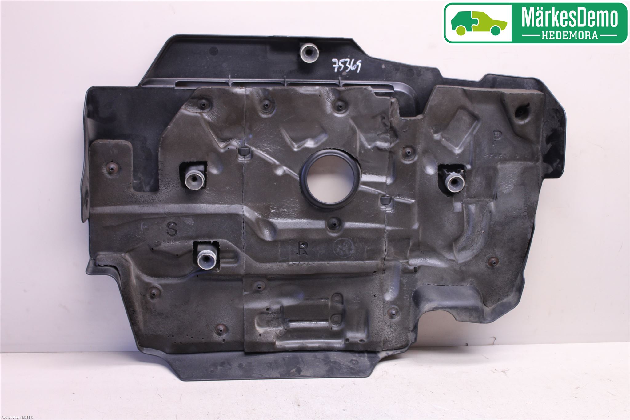 Toyota AVENSIS 09-15 Motor Deksel Over Motor