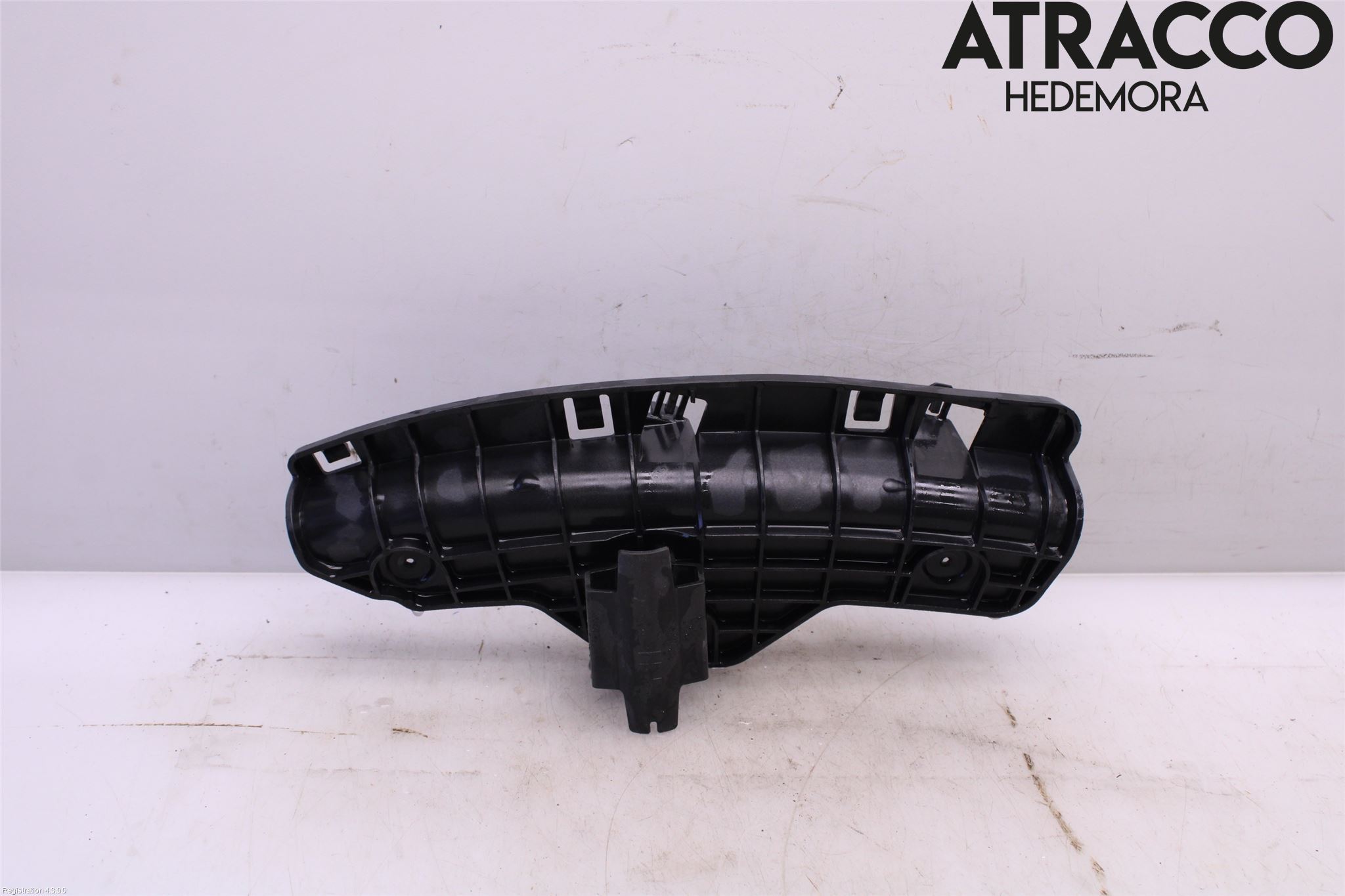 Ford KUGA 13-16 Støtfangerfeste Foran Høyre