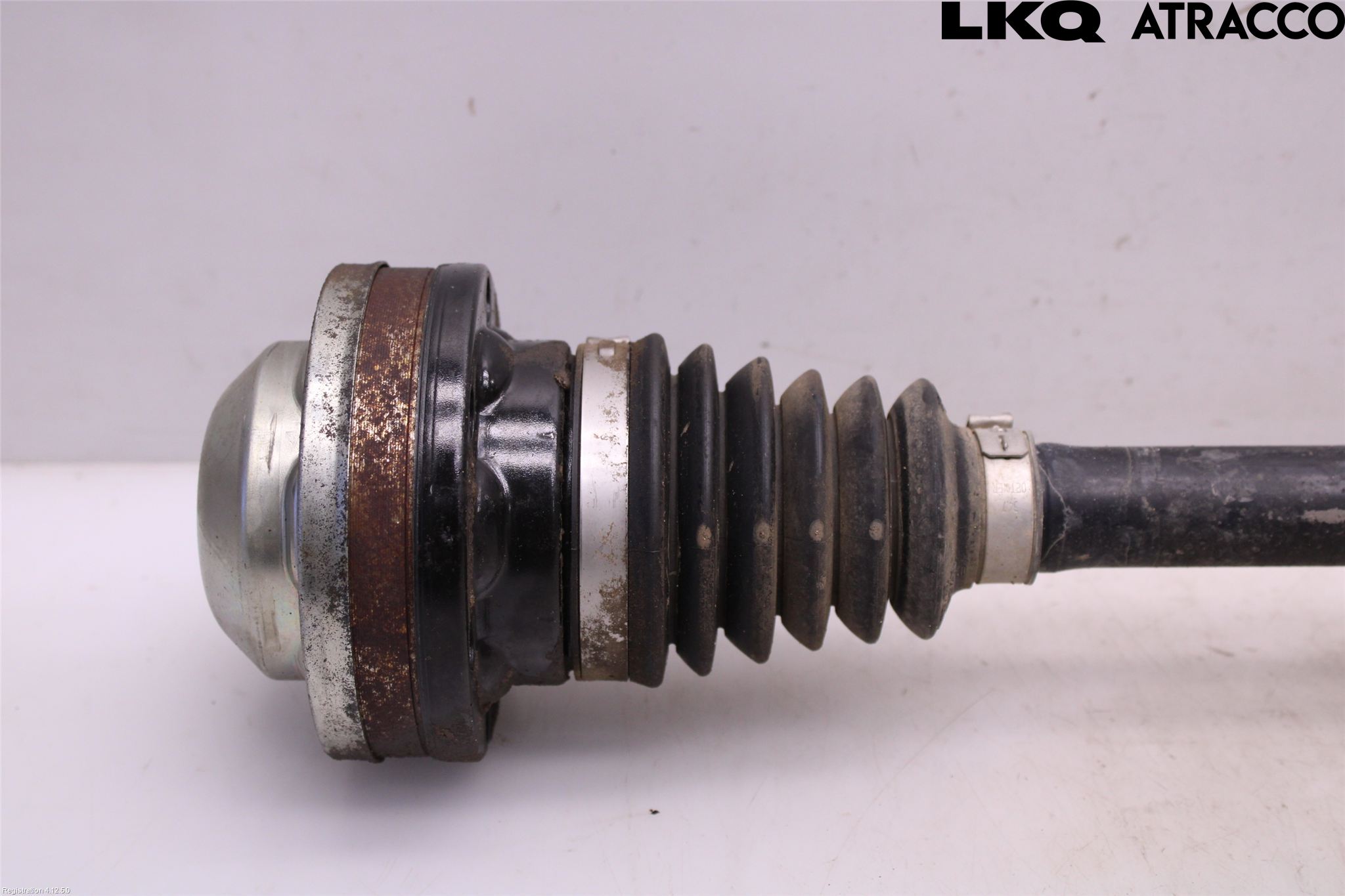Volkswagen VW TRANSP/CARAVELLE (T5) 04-15 Drivaksel Foran Kompl Venstre