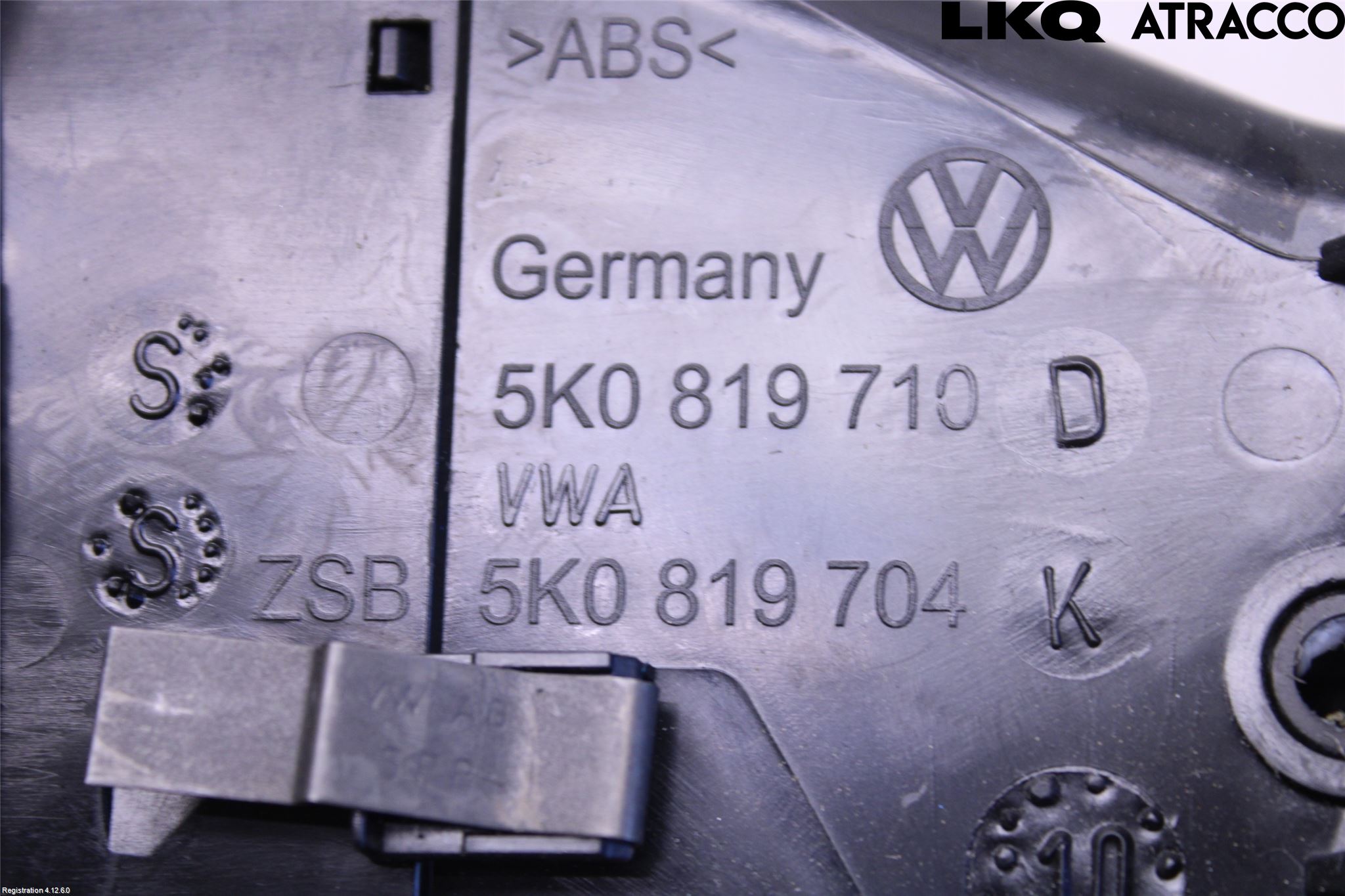 Volkswagen VW GOLF VI 09-13 Dashbord Kanal - Dyse