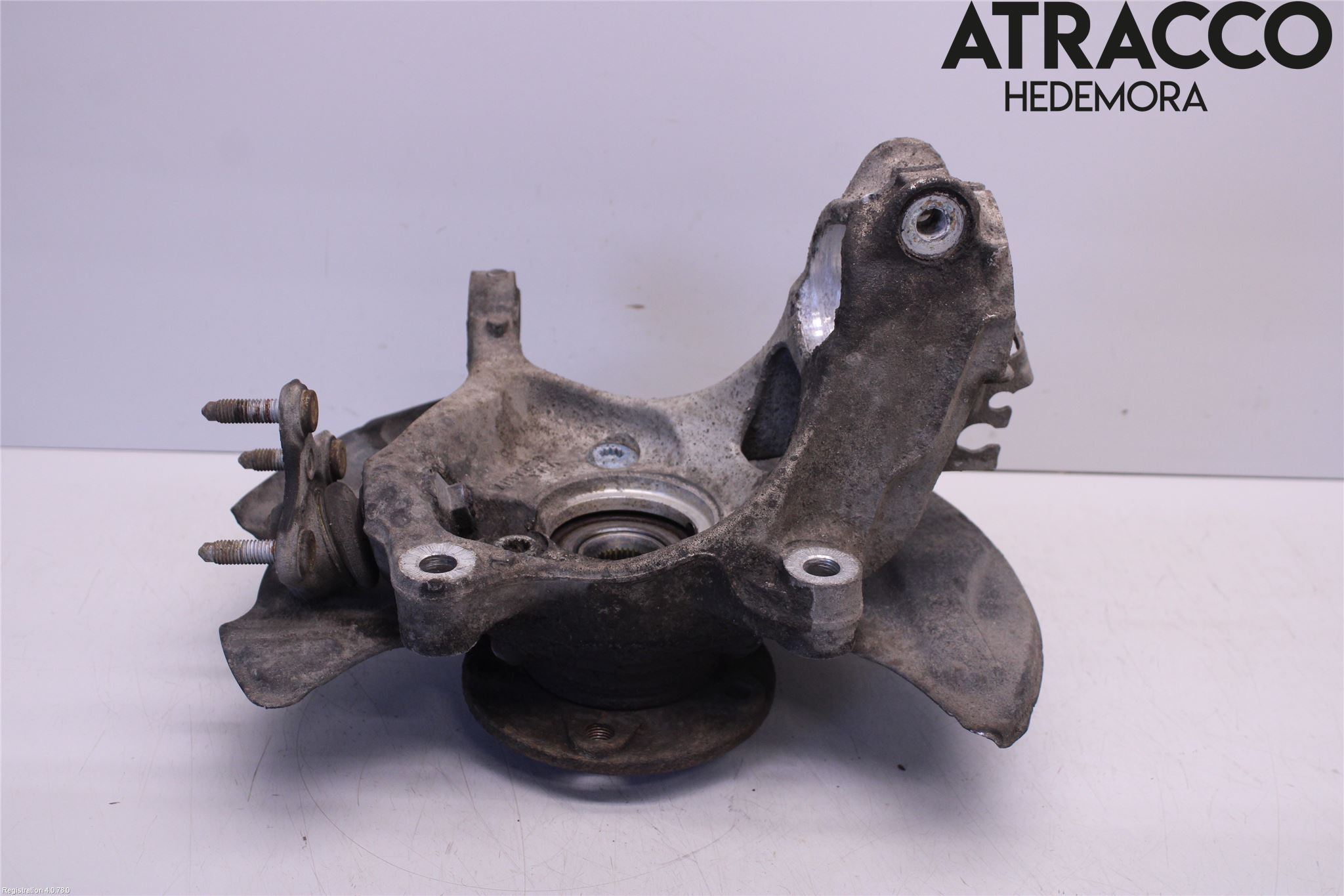 Volkswagen VW PASSAT 15-19 Spindel Vf