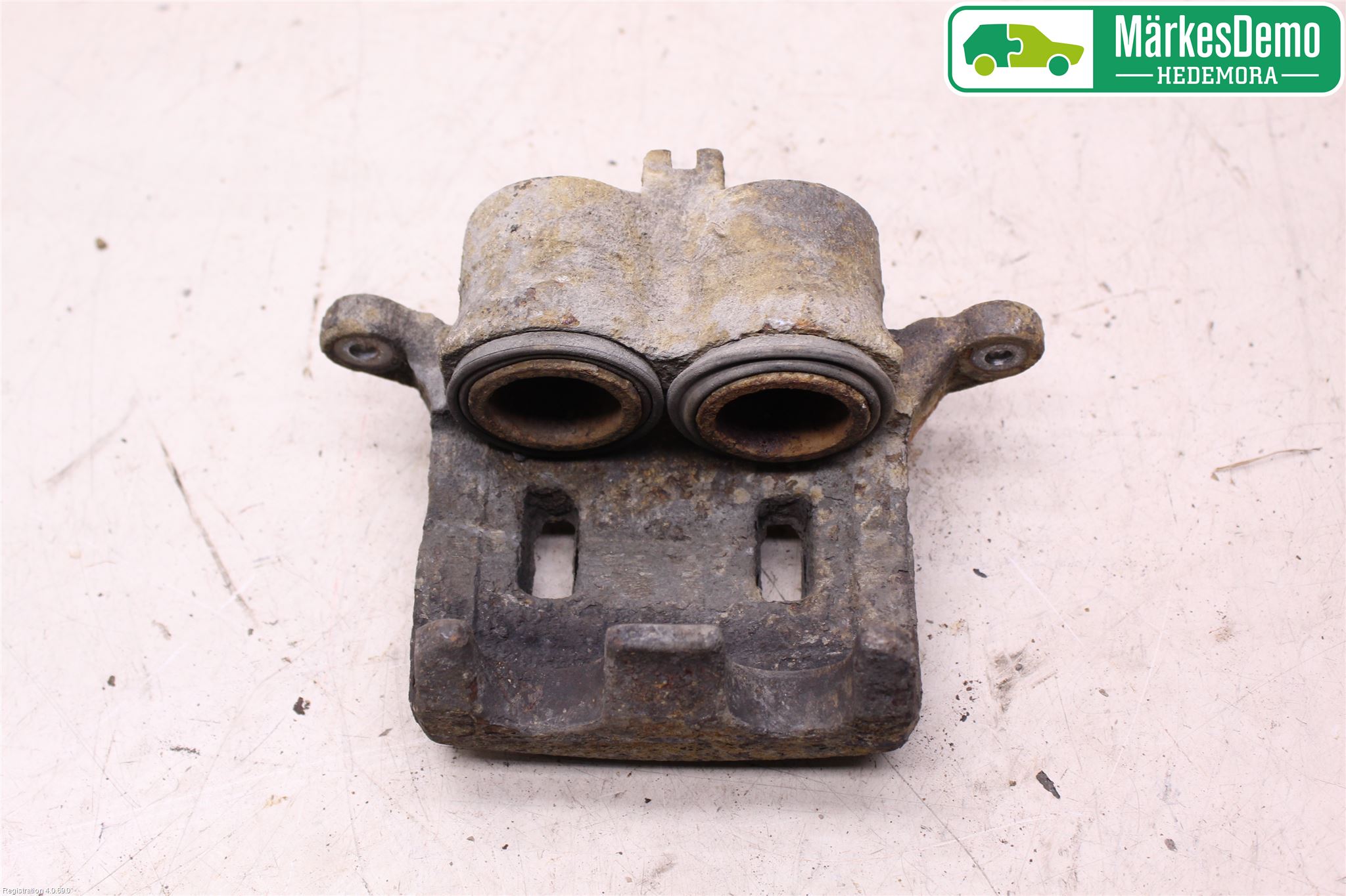 Nissan NAVARA 05-16 Bremsecaliper Foran Høyre