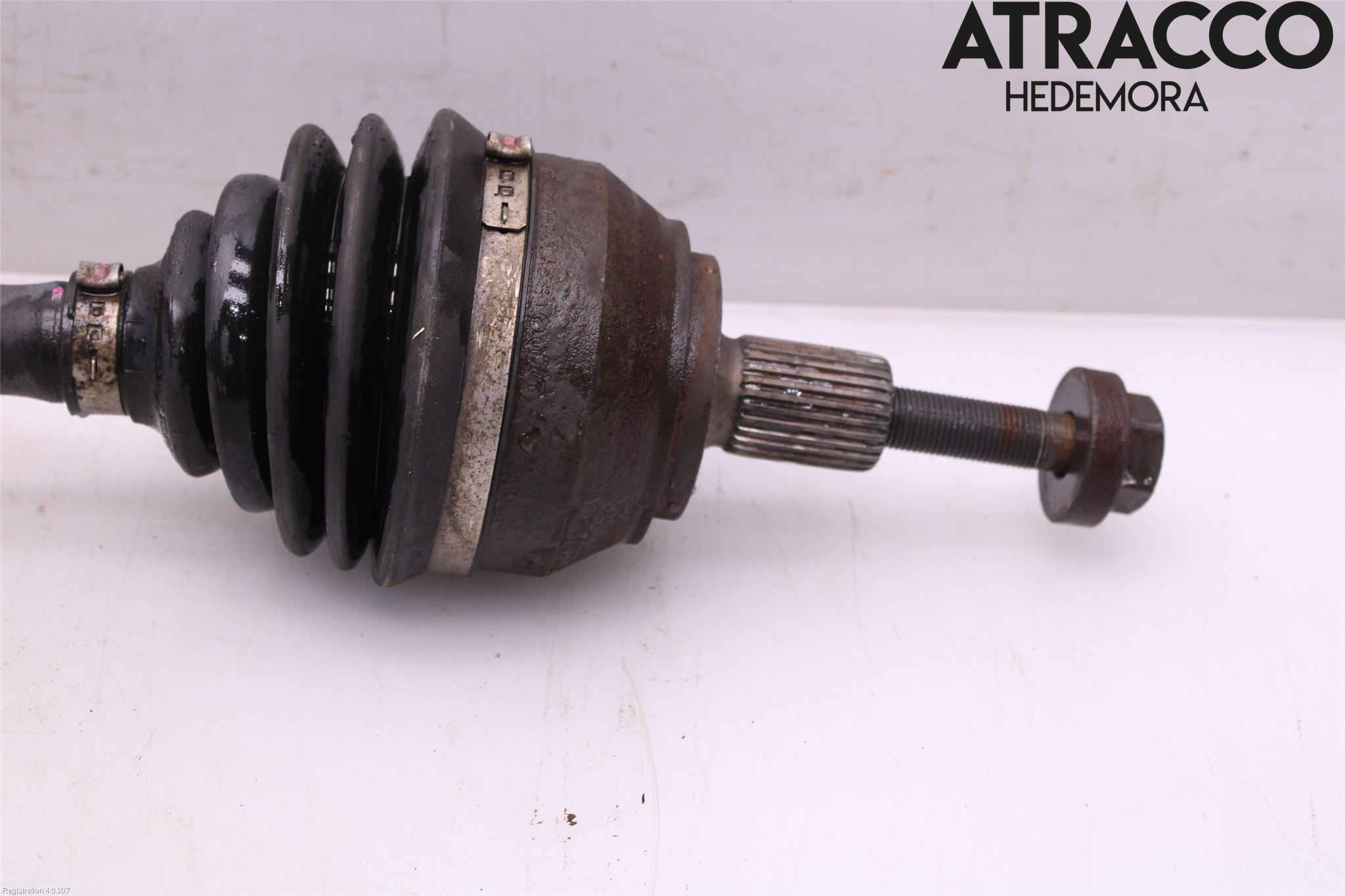 Volkswagen VW AMAROK 2H 10-22 Drivaksel Foran Kompl Høyre