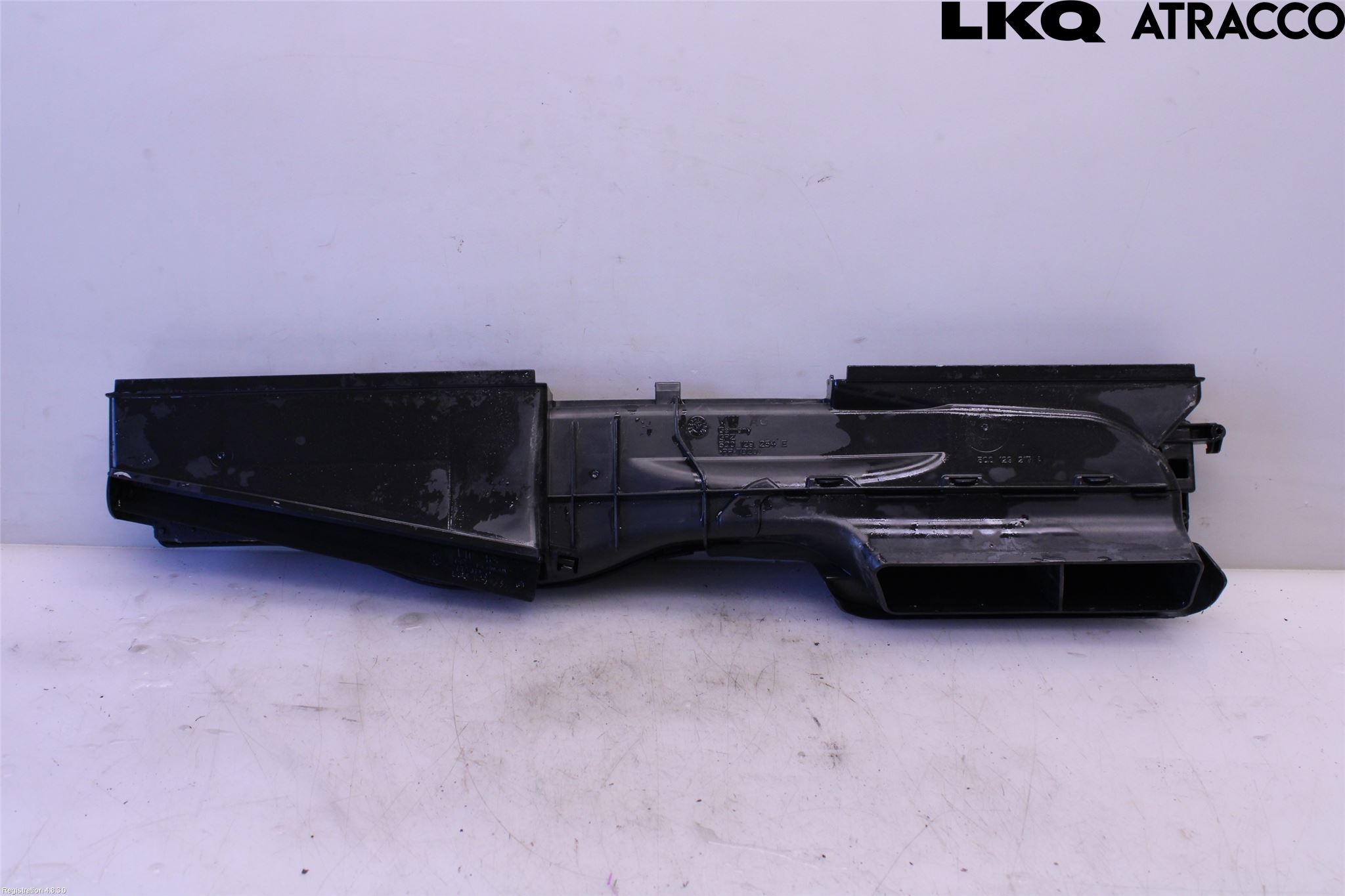Volkswagen VW TOURAN 16- Luftstyring Front