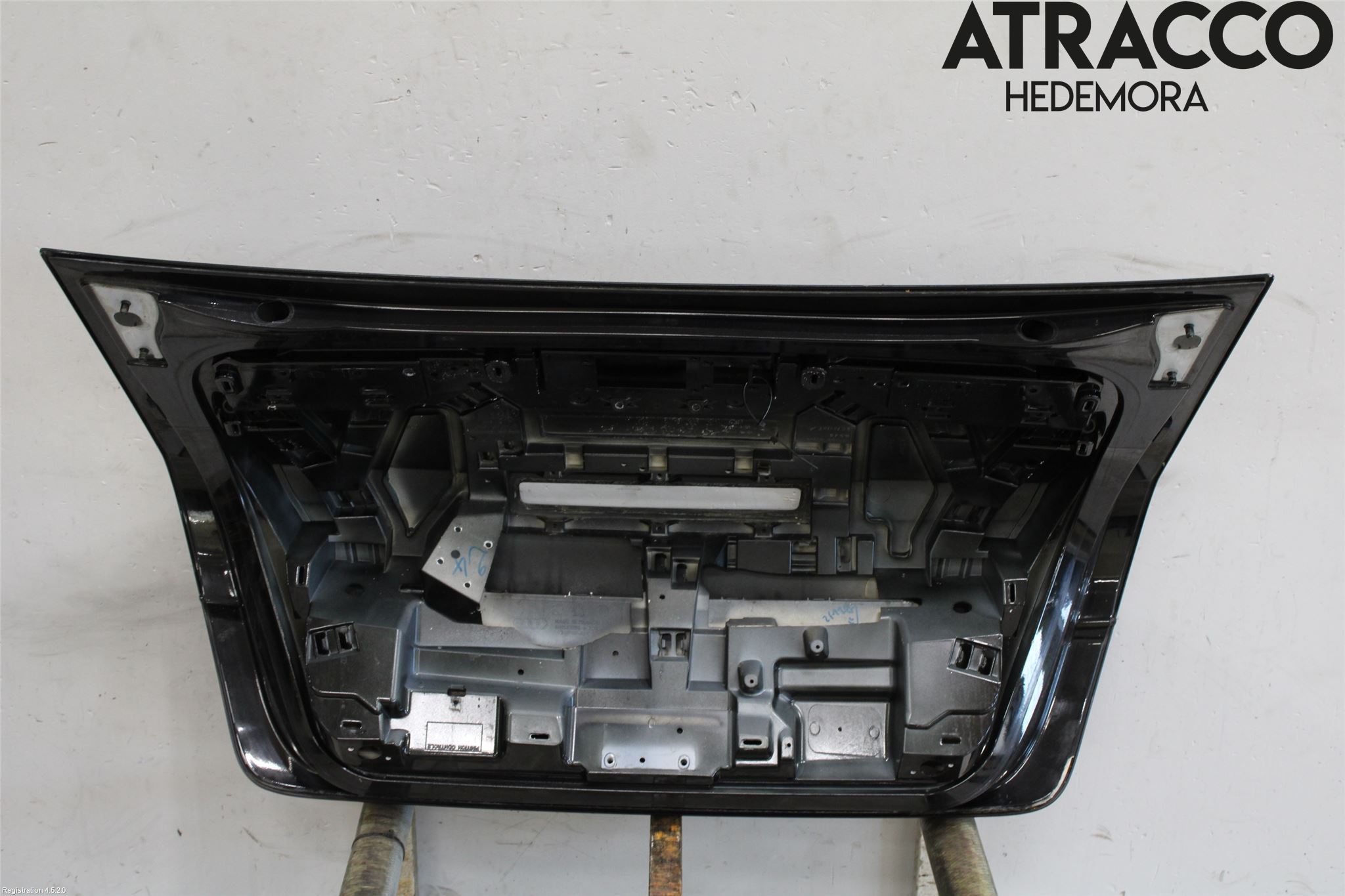 Audi A4/S4 05-07 Bakluke Koffertlokk