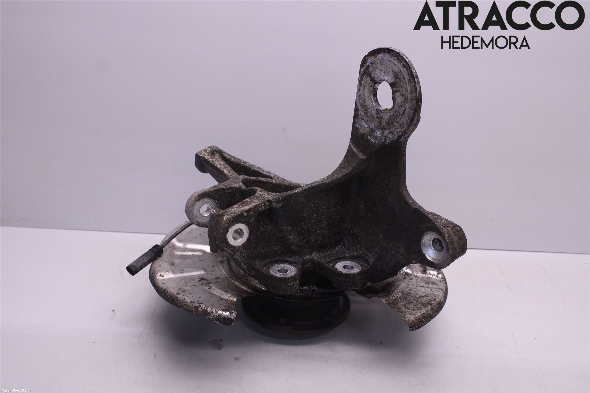 BMW 5 F10/F11/F18 09-17 Spindel Vb